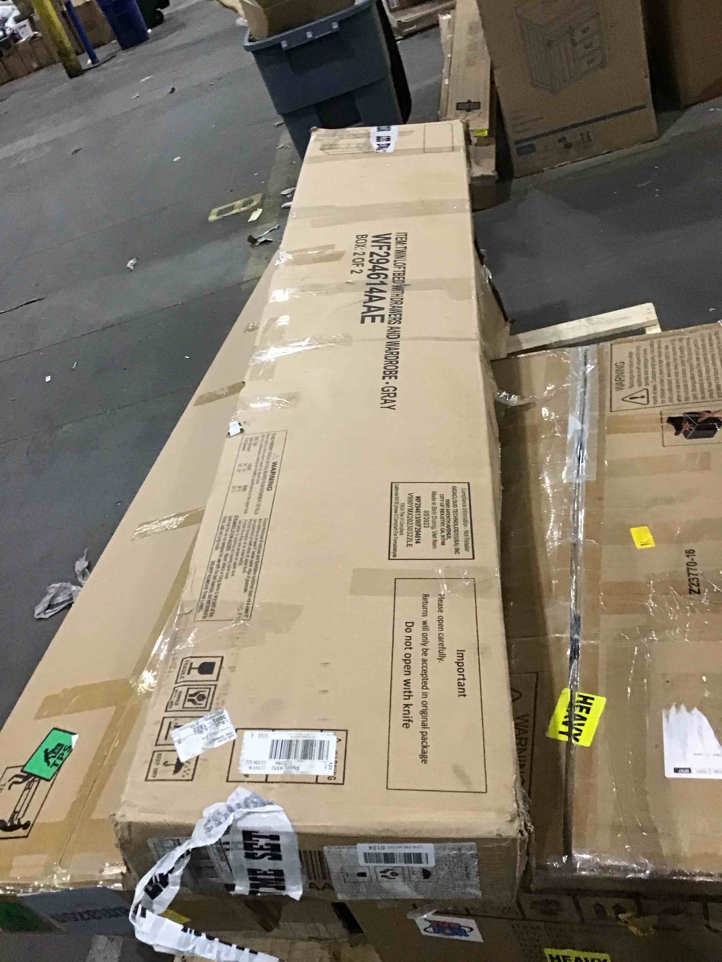 https://s3.amazonaws.com/lotting-images-prod/bidfta/ORG4575697_1709844286438.jpeg