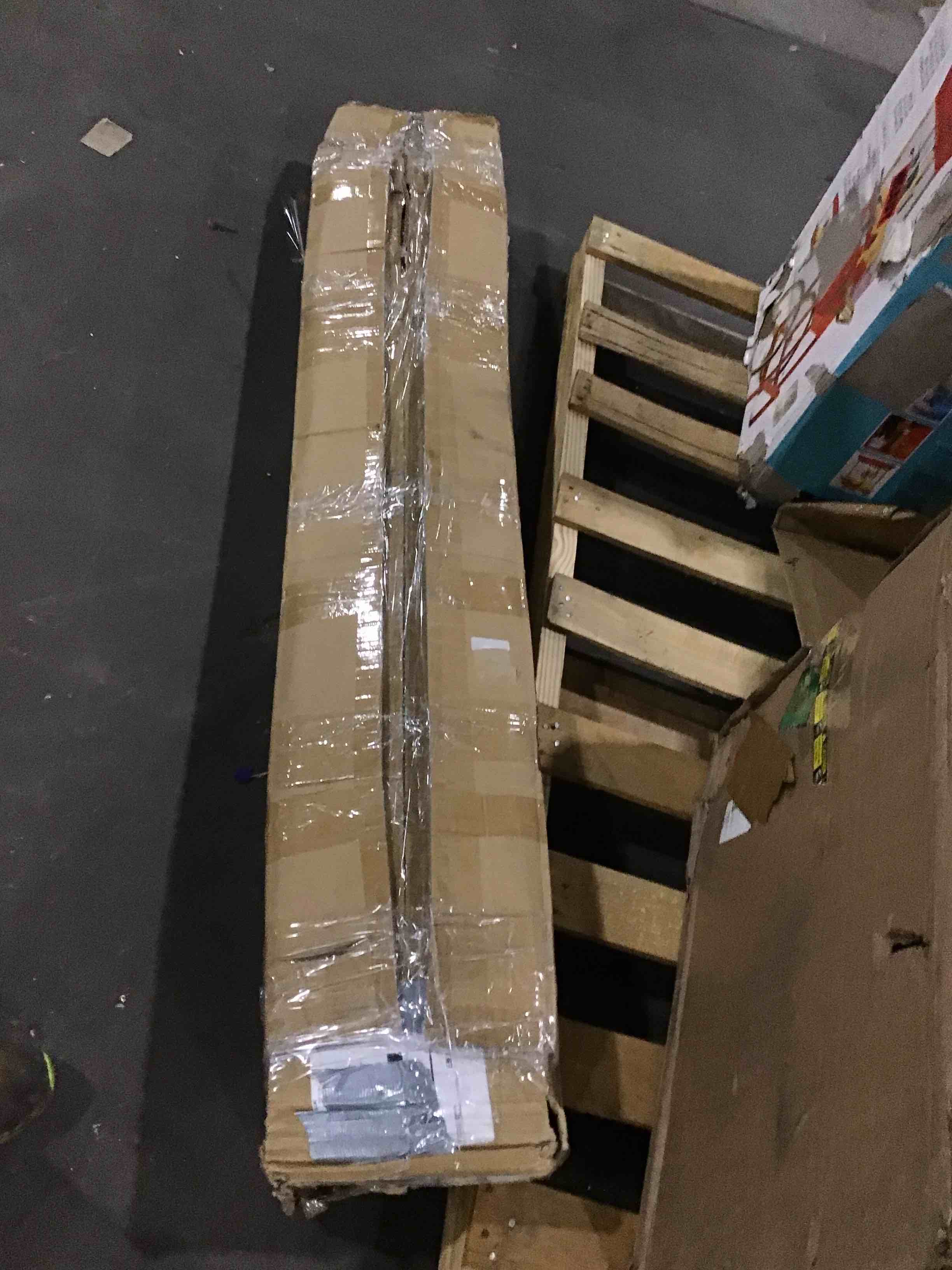 https://s3.amazonaws.com/lotting-images-prod/bidfta/ORG4575706_1709839423106.jpeg