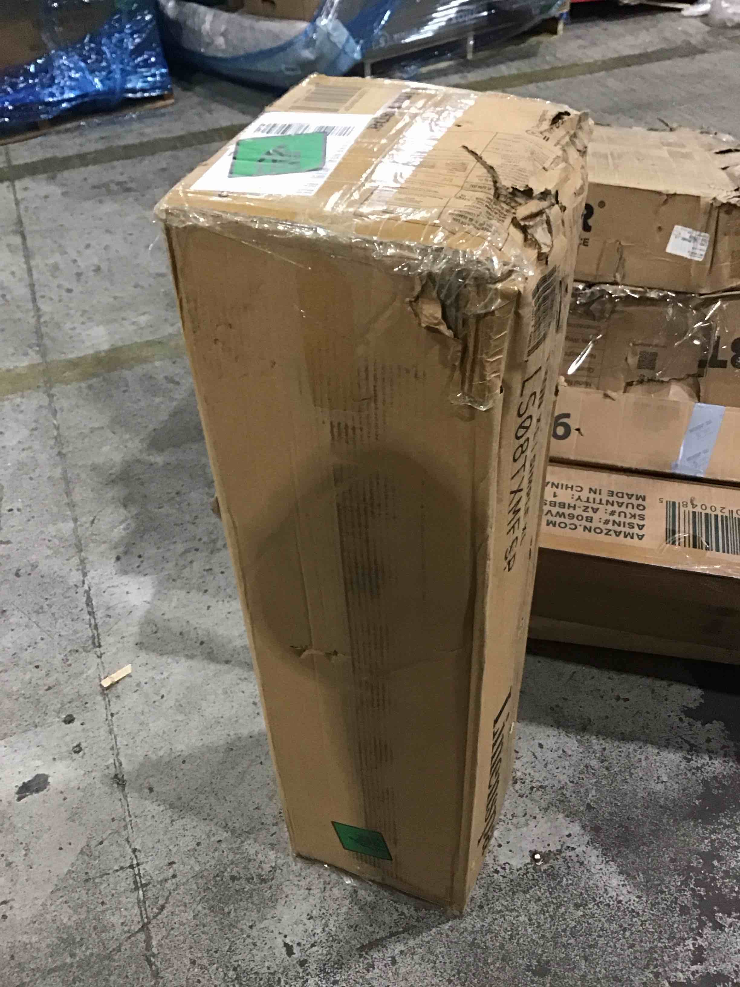 https://s3.amazonaws.com/lotting-images-prod/bidfta/ORG4578178_1708708633686.jpeg