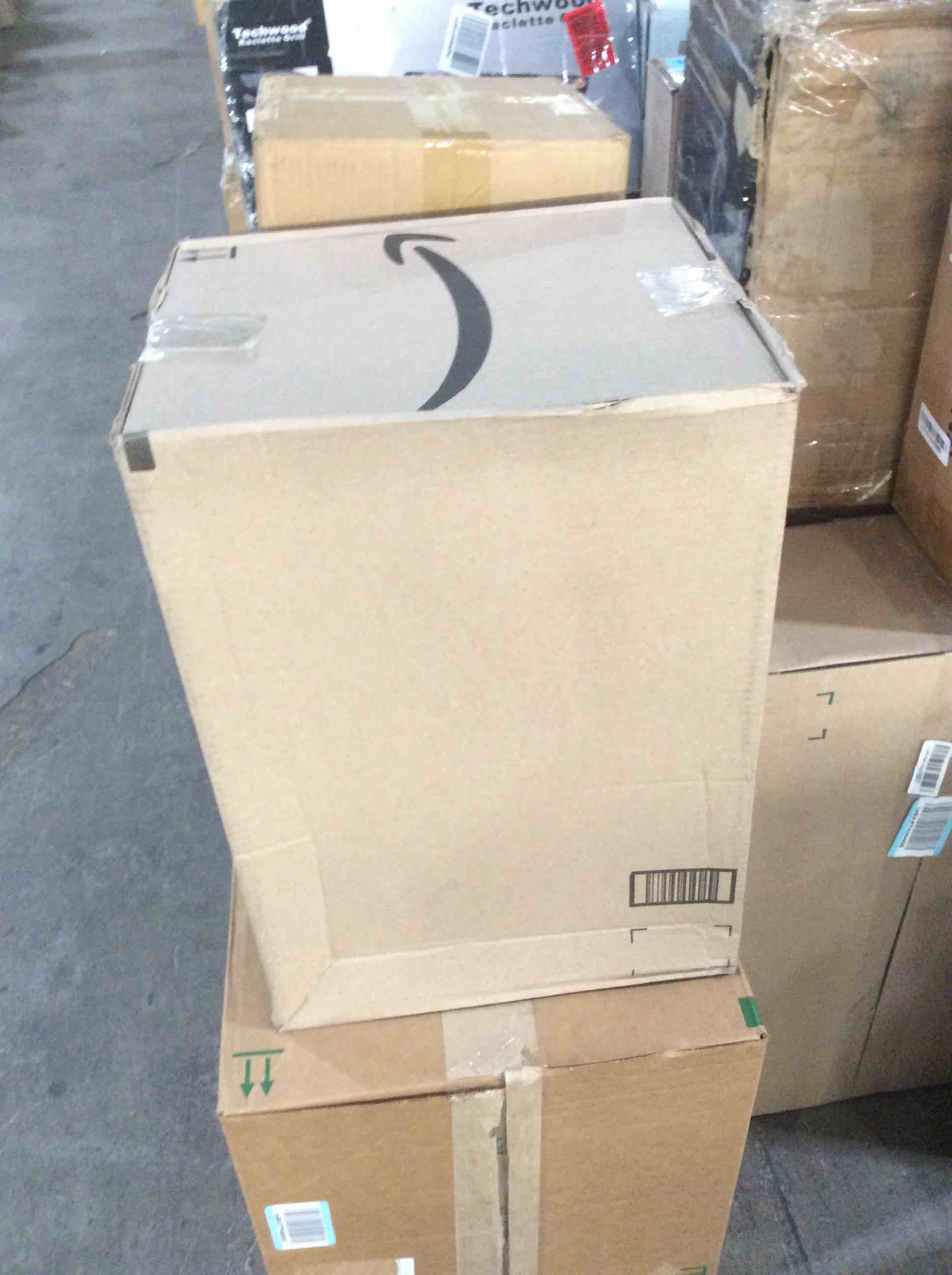 https://s3.amazonaws.com/lotting-images-prod/bidfta/ORG4579212_1707948451220.jpeg