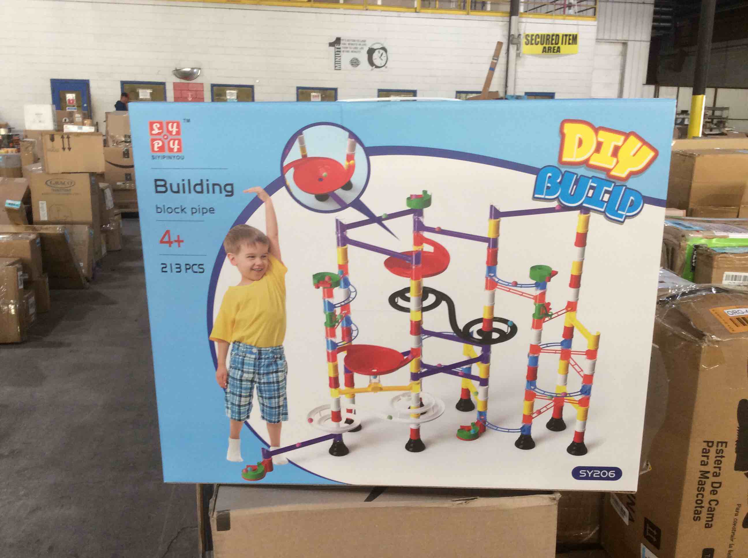 https://s3.amazonaws.com/lotting-images-prod/bidfta/ORG4579213_1707948681606.jpeg