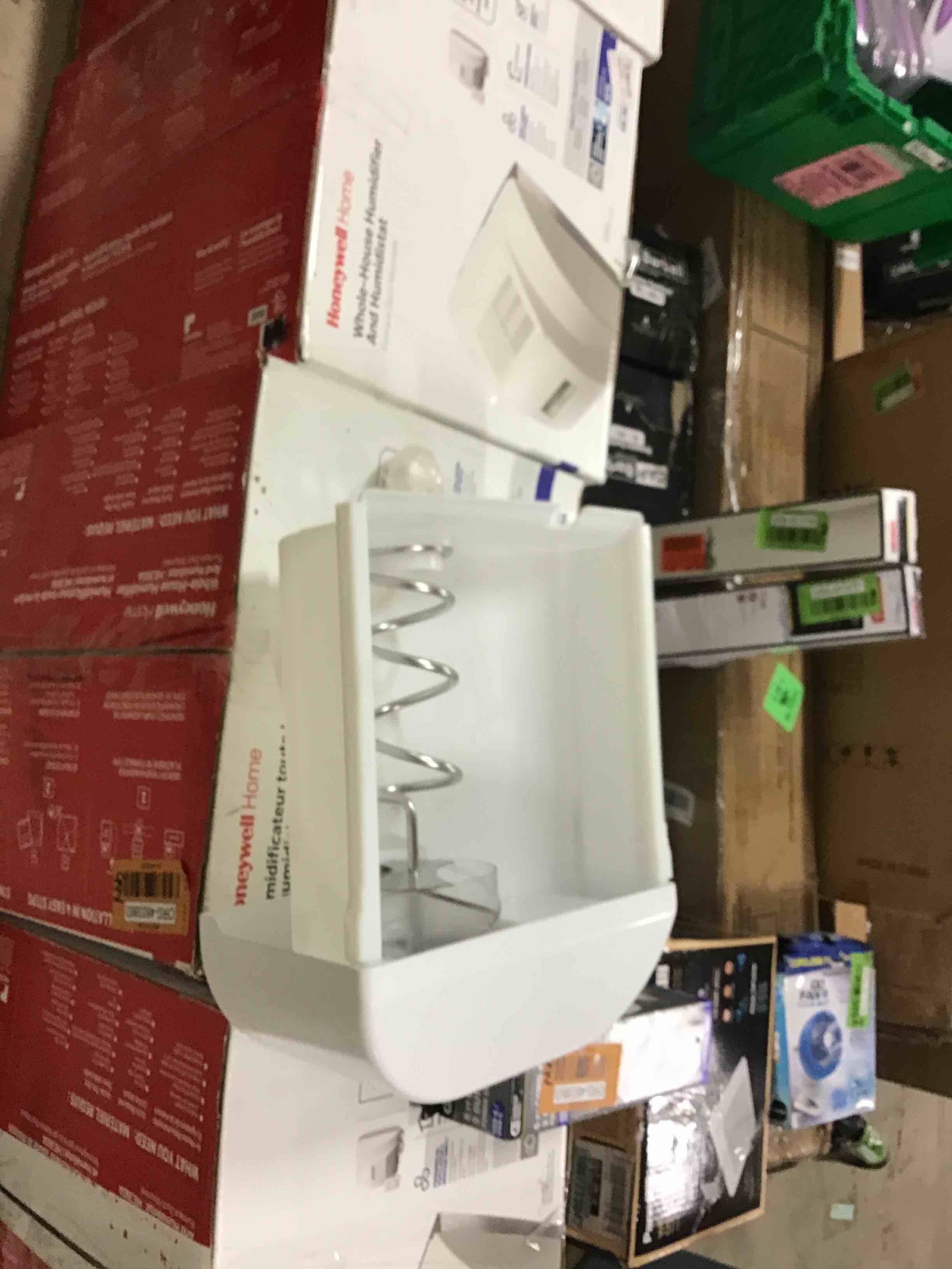 https://s3.amazonaws.com/lotting-images-prod/bidfta/ORG4603864_1687548752471.jpeg