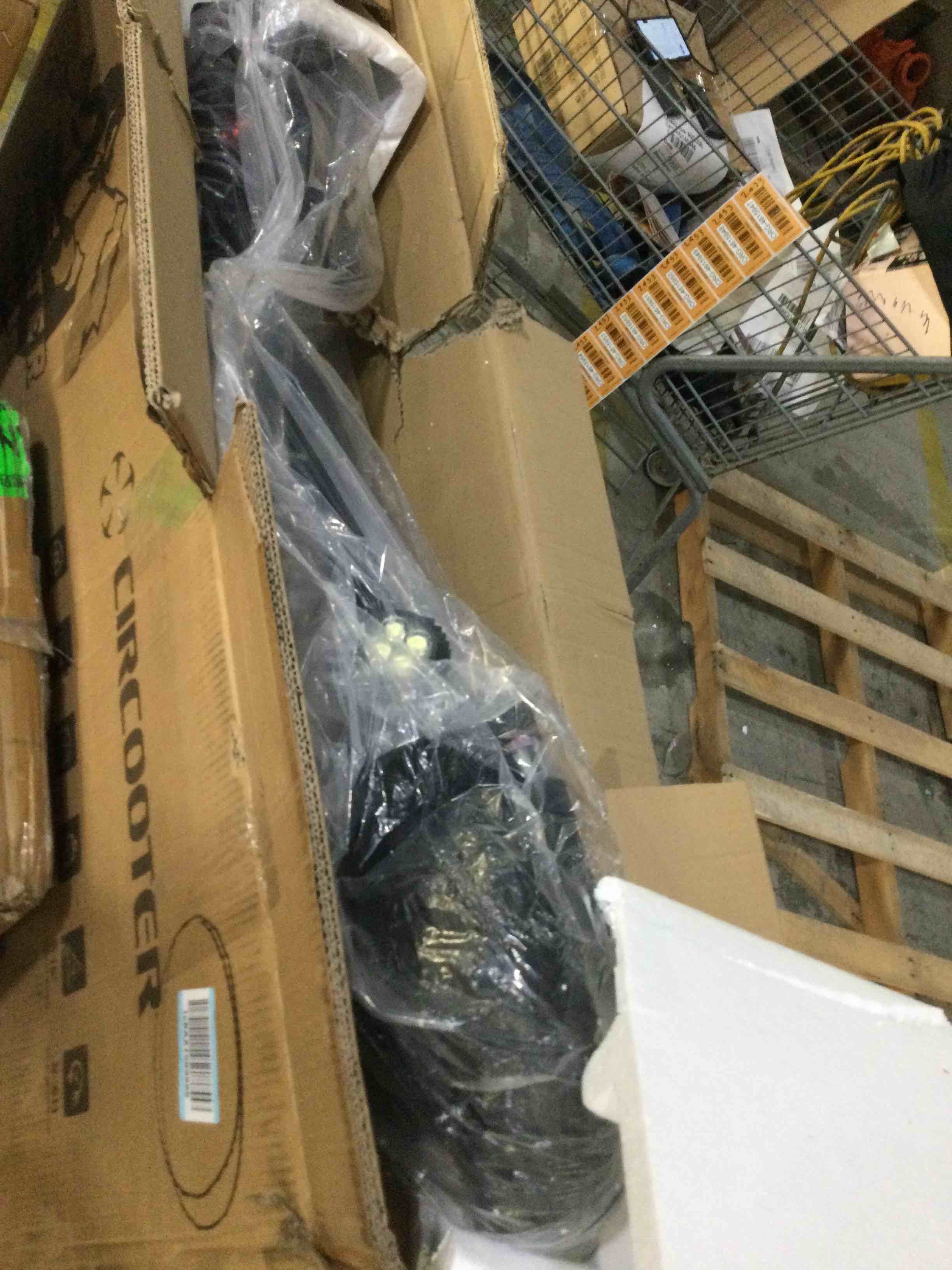https://s3.amazonaws.com/lotting-images-prod/bidfta/ORG4615955_1696973903052.jpeg