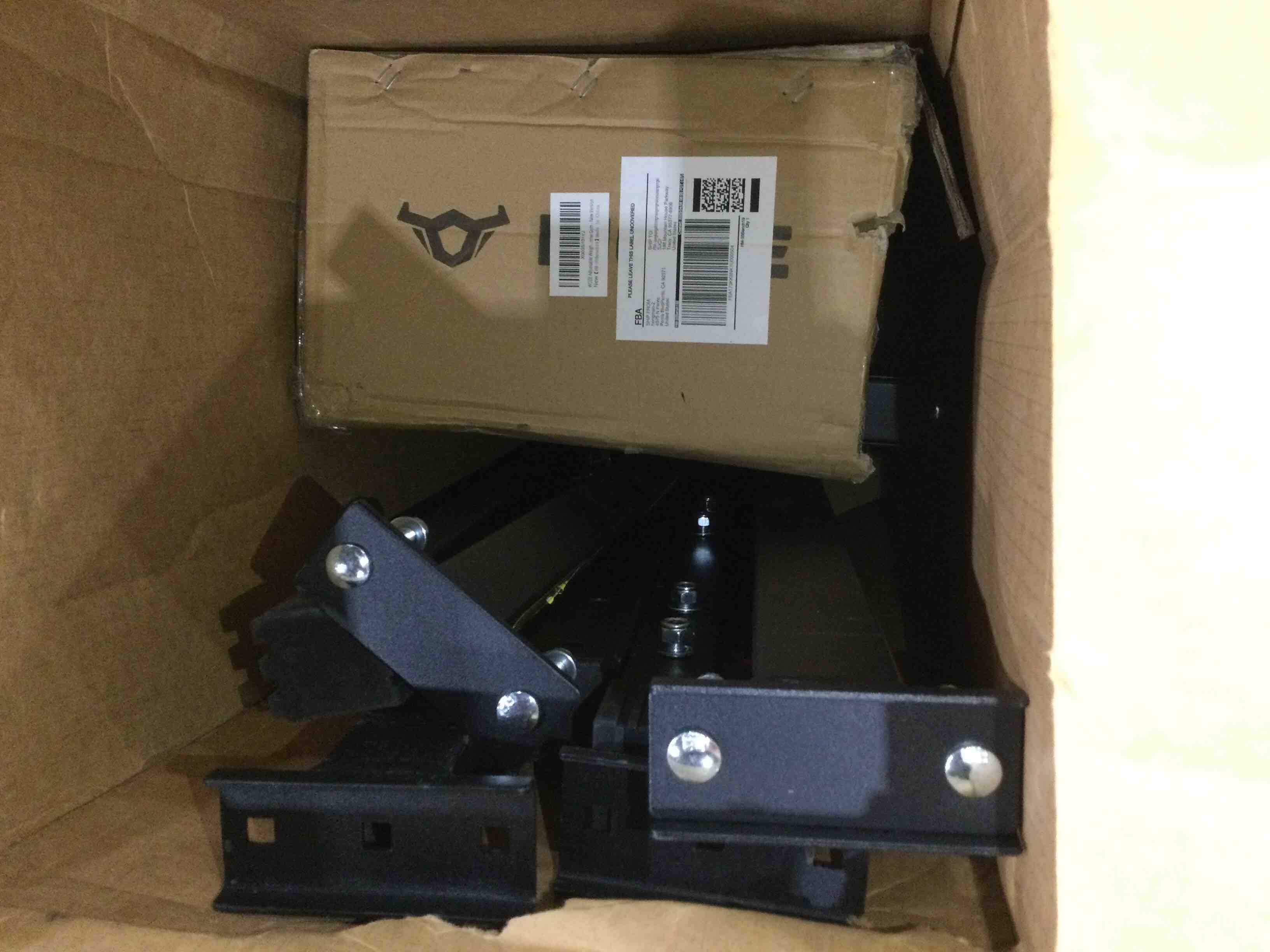 https://s3.amazonaws.com/lotting-images-prod/bidfta/ORG4615957_1696973135580.jpeg