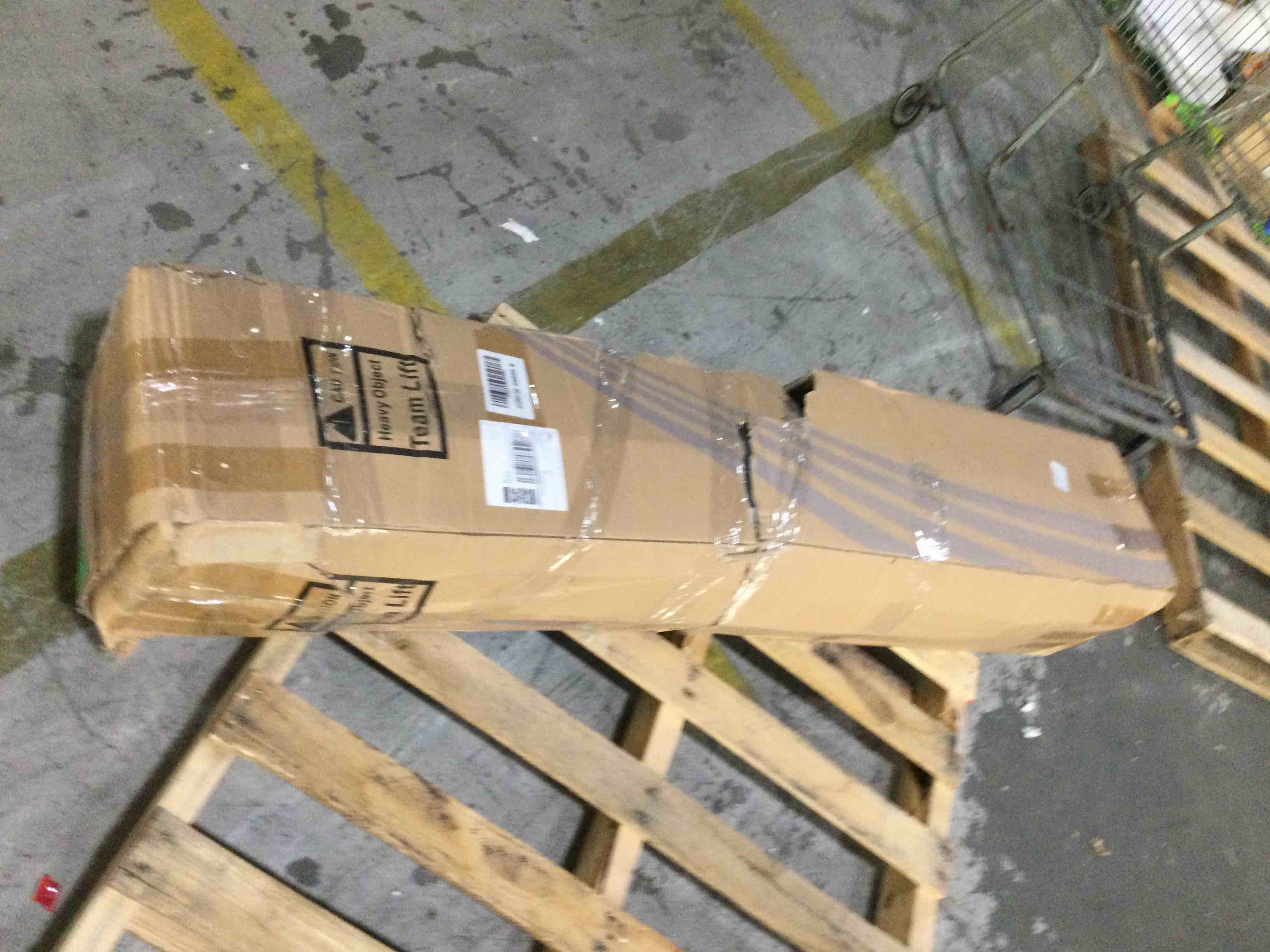 https://s3.amazonaws.com/lotting-images-prod/bidfta/ORG4616090_1696970668031.jpeg