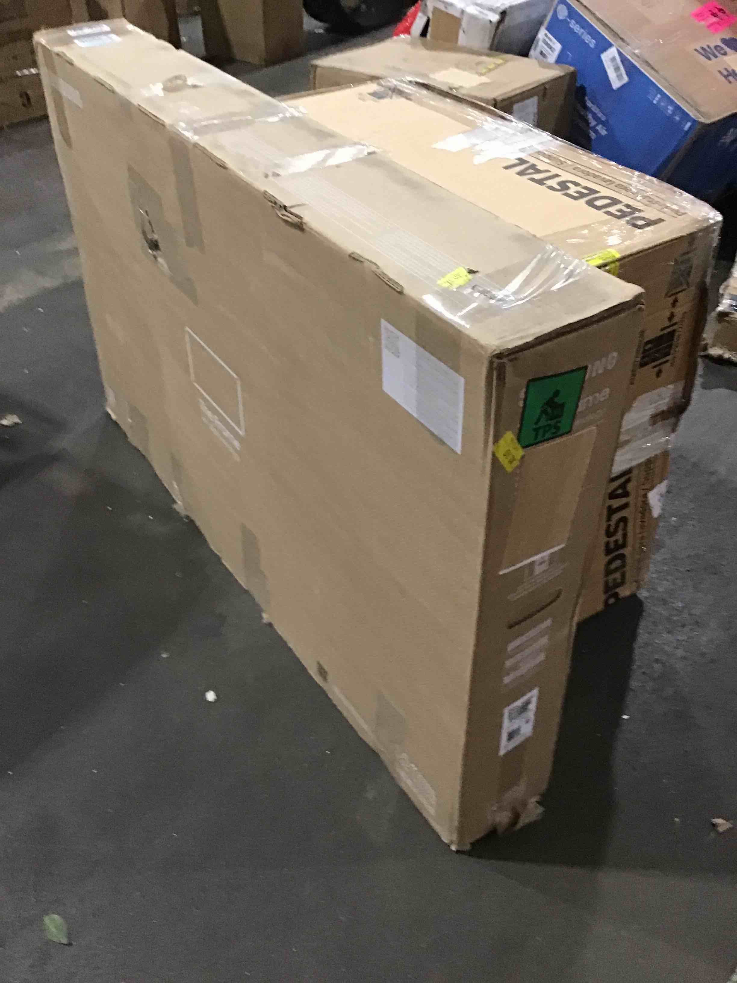 https://s3.amazonaws.com/lotting-images-prod/bidfta/ORG4619032_1693925813319.jpeg