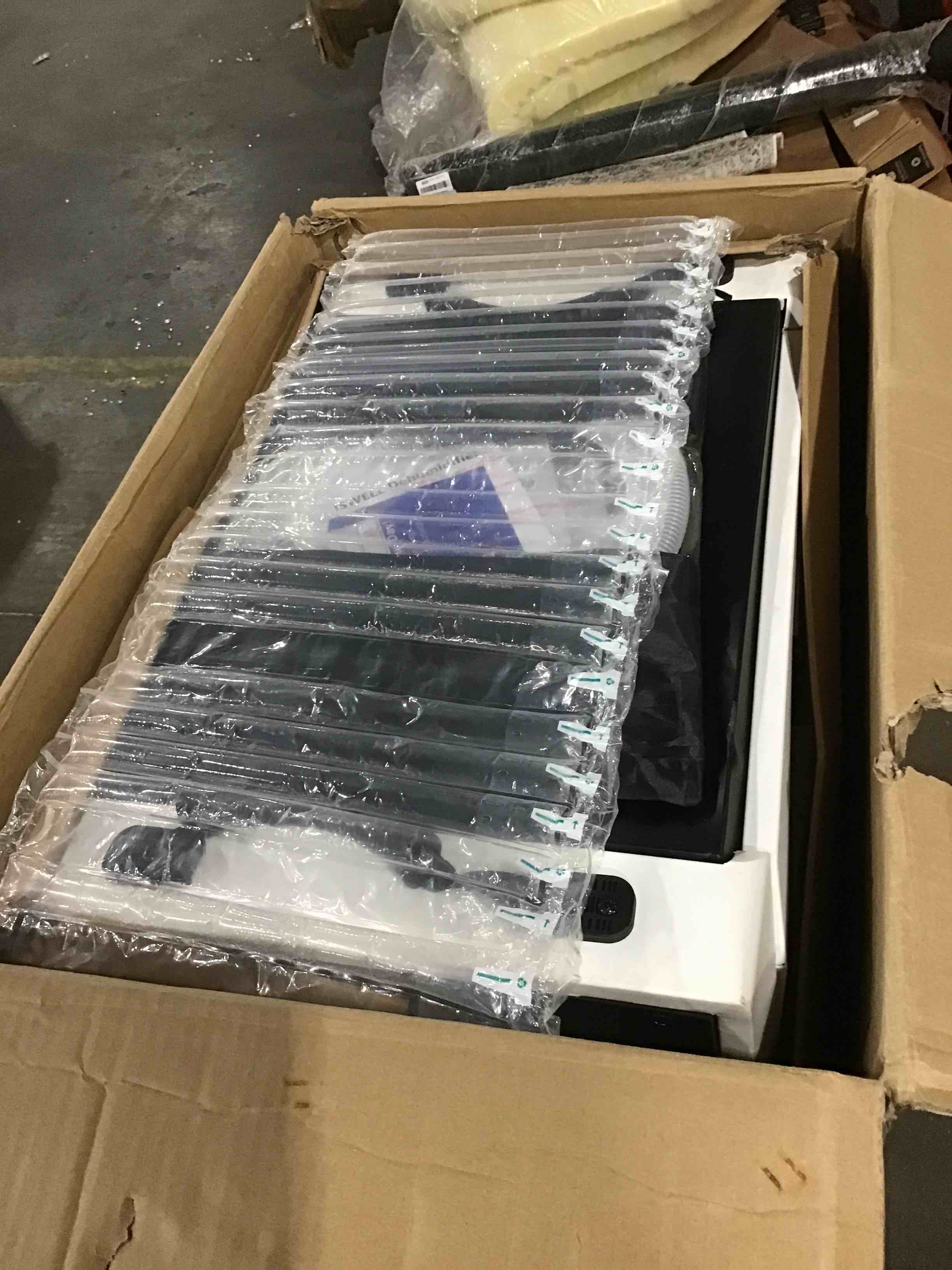 https://s3.amazonaws.com/lotting-images-prod/bidfta/ORG4619033_1693927445365.jpeg