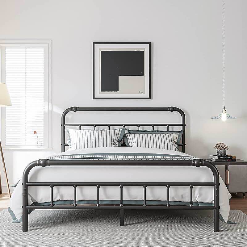 Wilslat Metal Queen Bed, Black