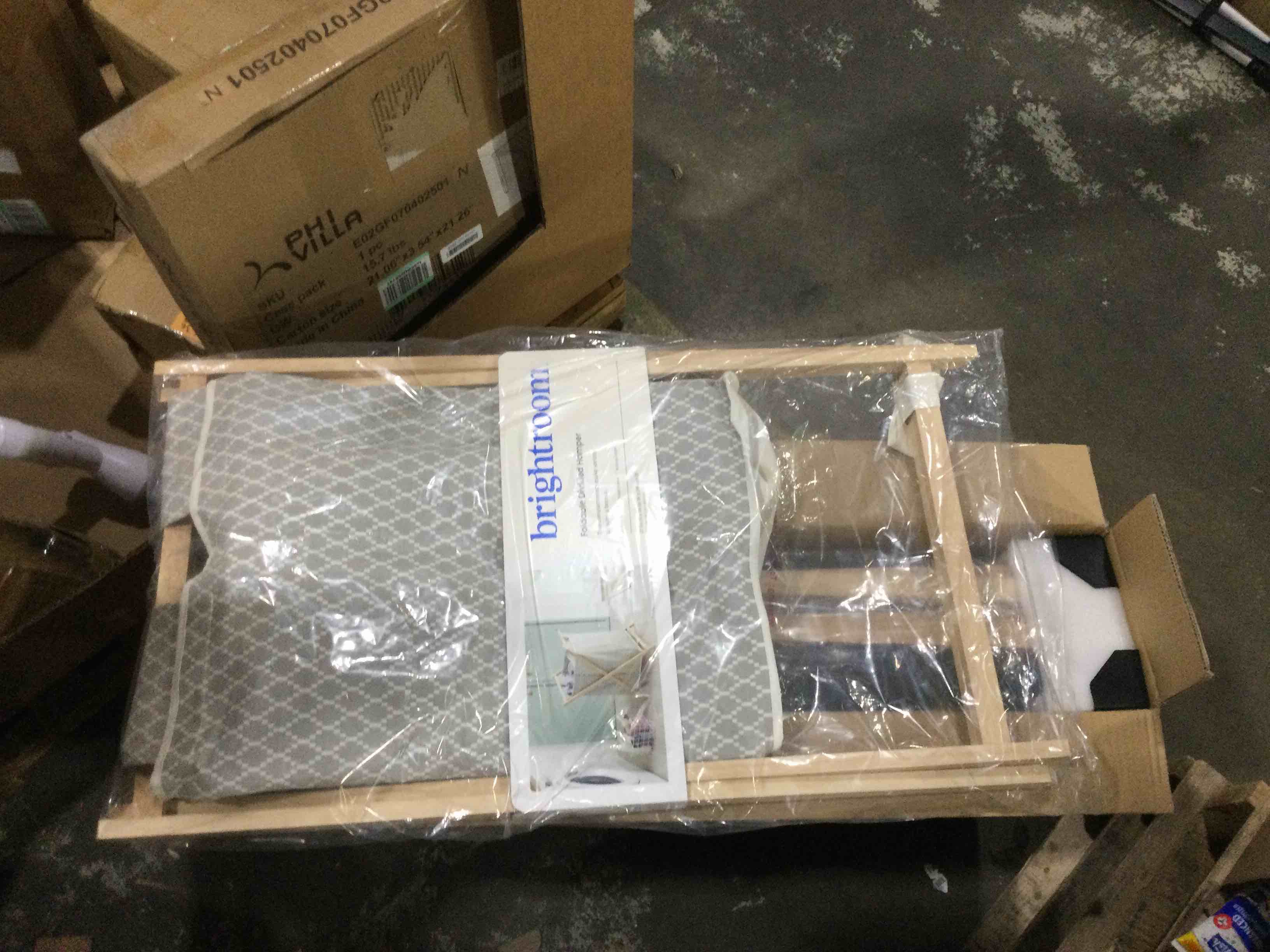 https://s3.amazonaws.com/lotting-images-prod/bidfta/ORG4625430_1687377800580.jpeg