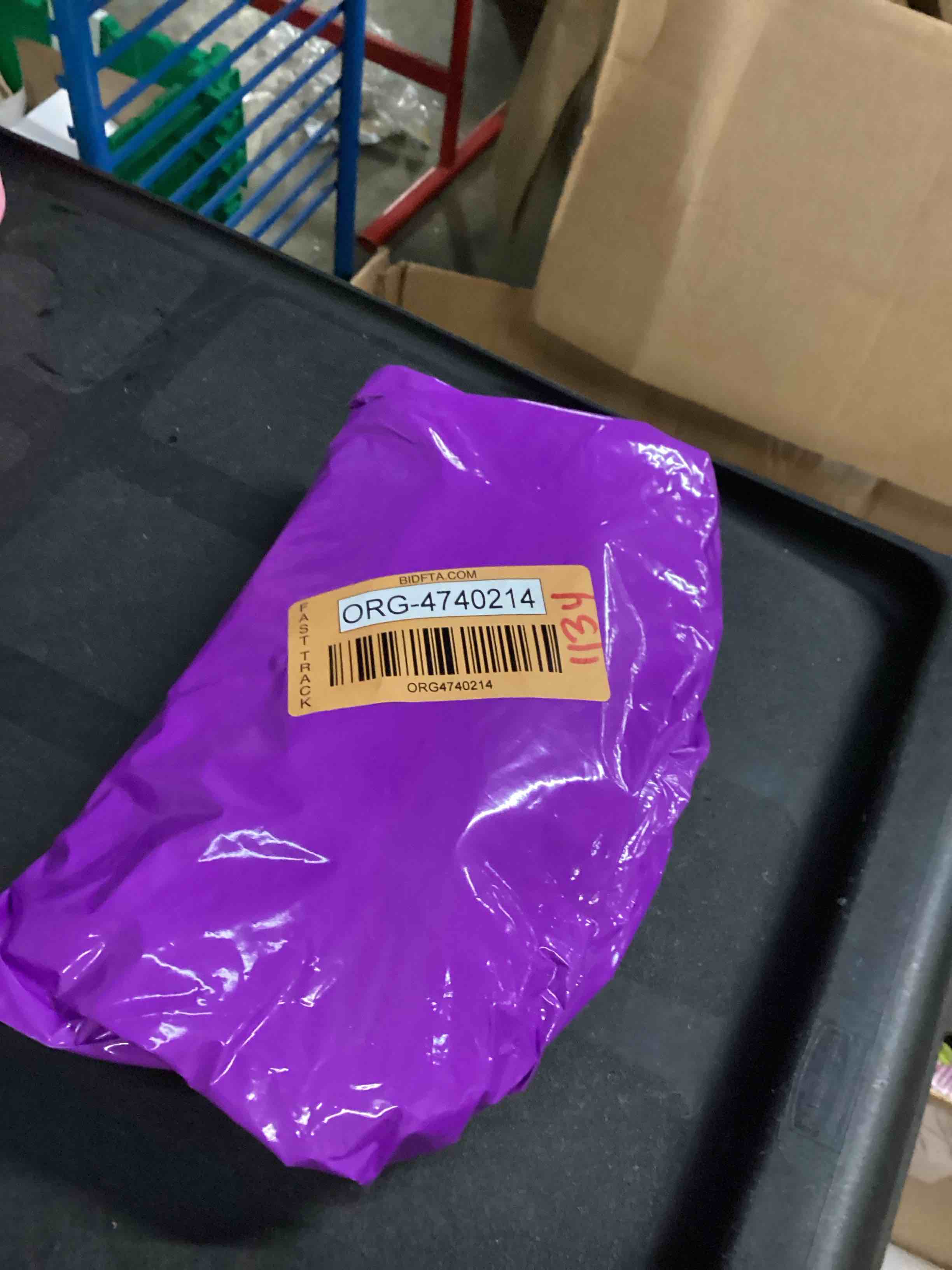https://s3.amazonaws.com/lotting-images-prod/bidfta/ORG4740214_1717426545131.jpeg