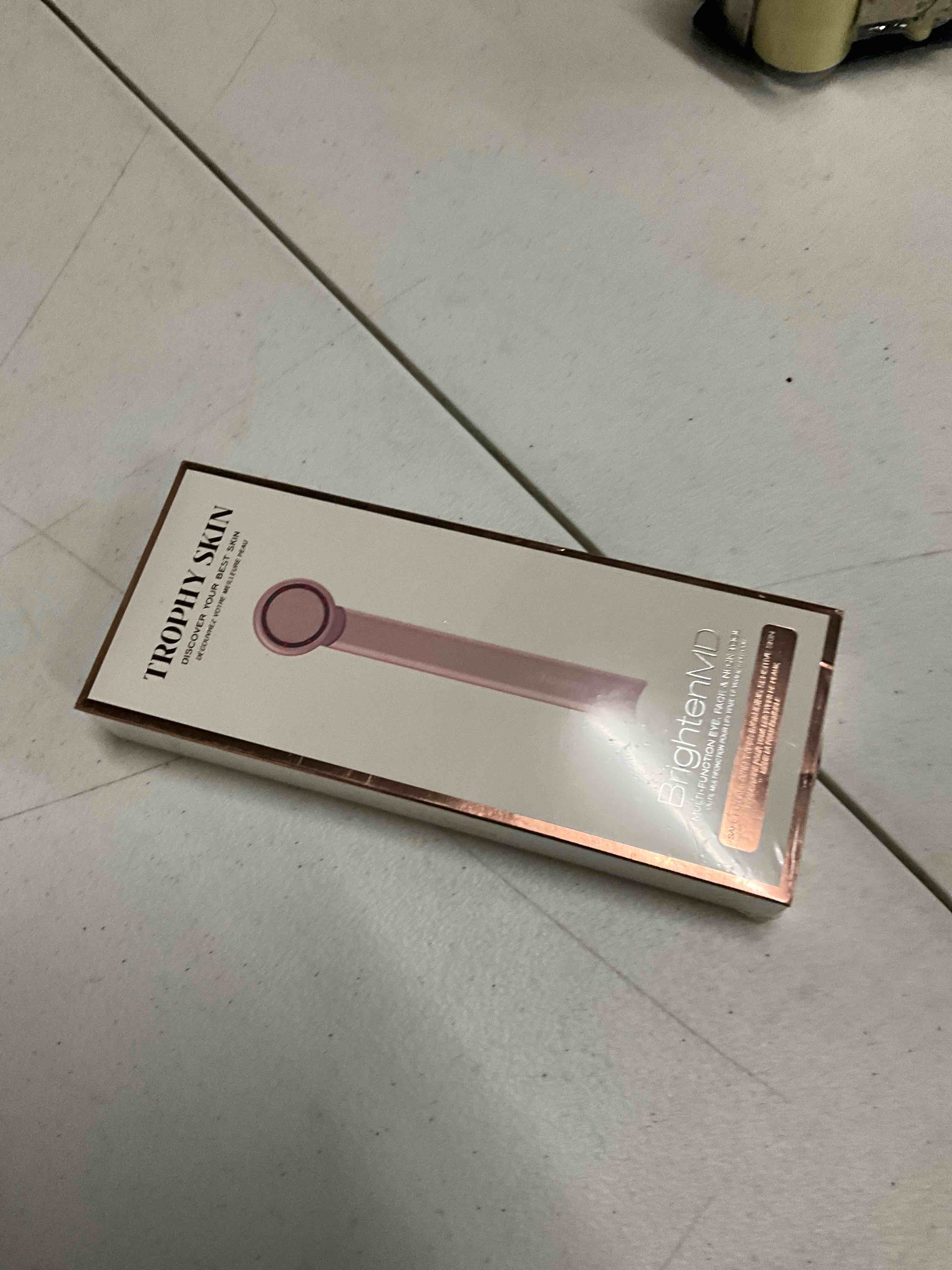 https://s3.amazonaws.com/lotting-images-prod/bidfta/ORG4740555_1699540546391.jpeg