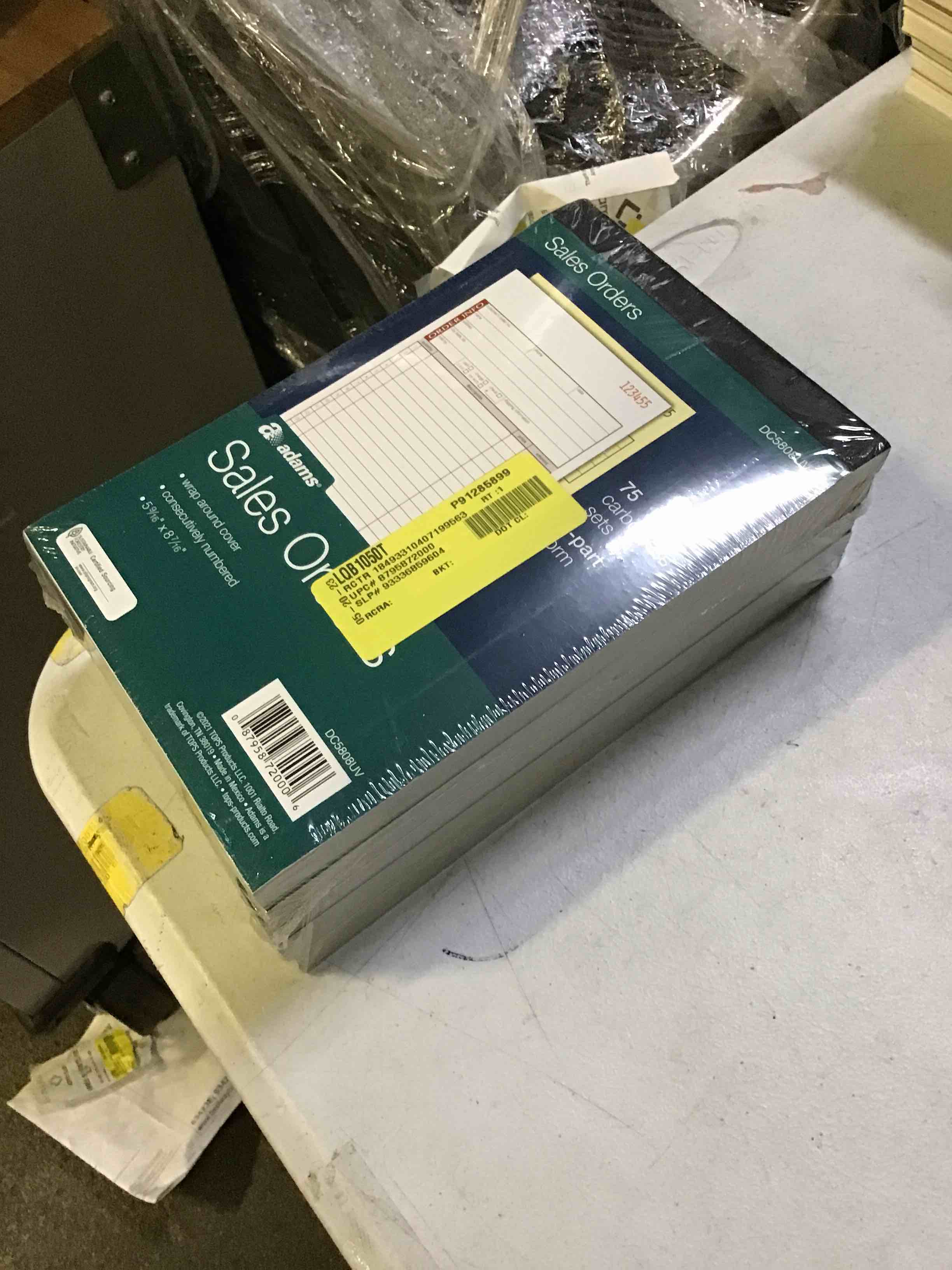 https://s3.amazonaws.com/lotting-images-prod/bidfta/ORG4746680_1685559183247.jpeg