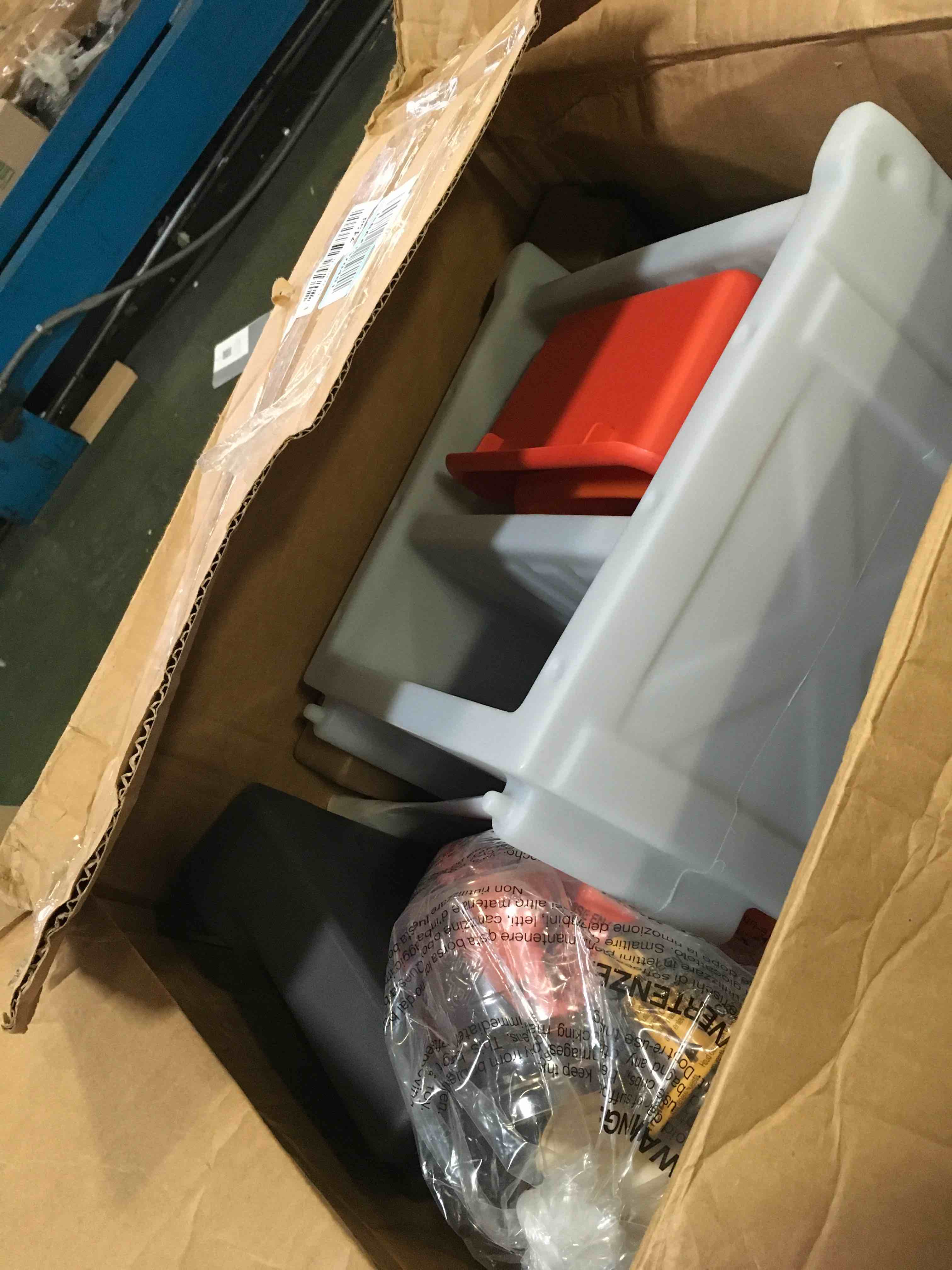 https://s3.amazonaws.com/lotting-images-prod/bidfta/ORG4760566_1689865099675.jpeg