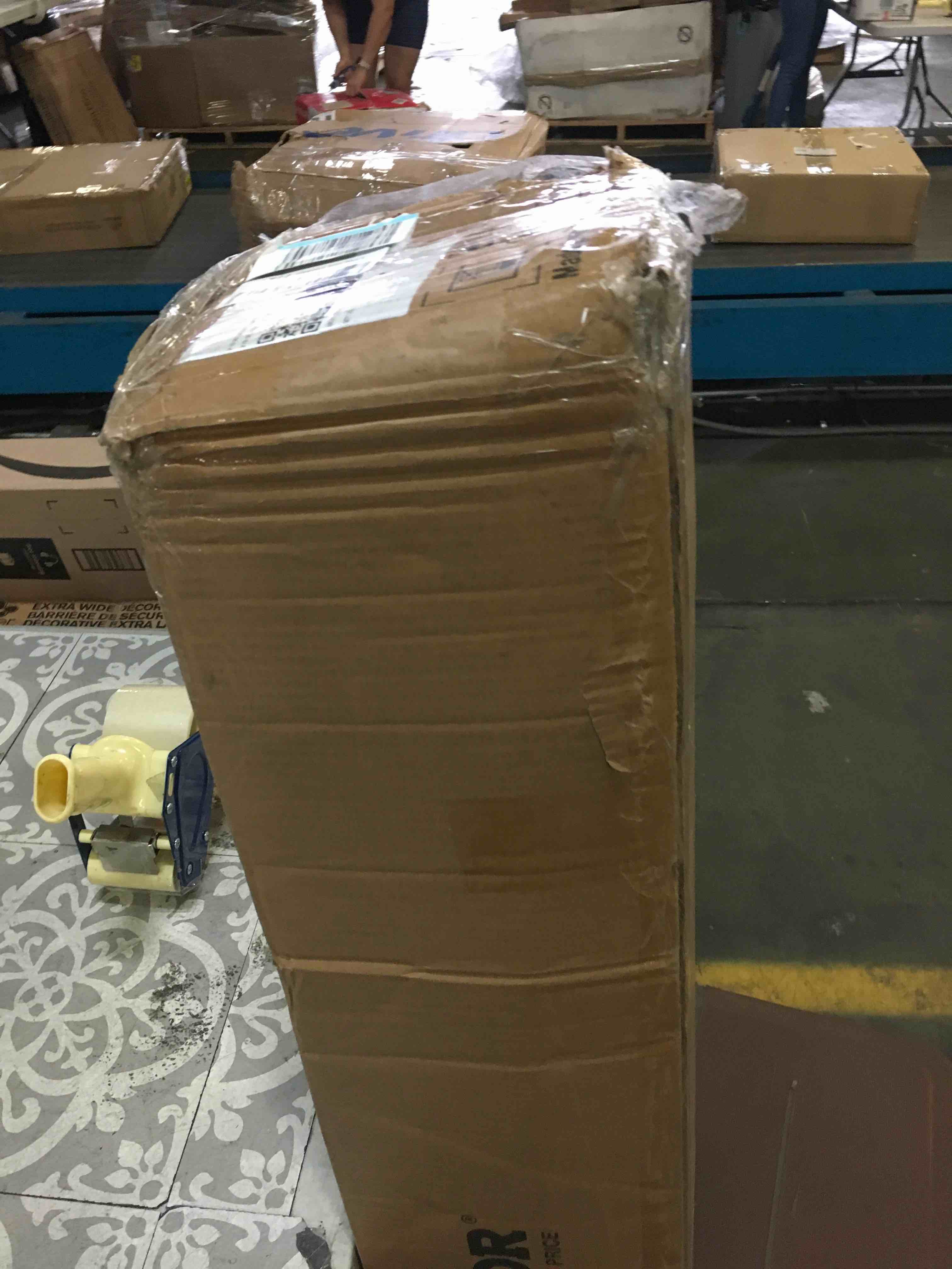 https://s3.amazonaws.com/lotting-images-prod/bidfta/ORG4760614_1689875231131.jpeg