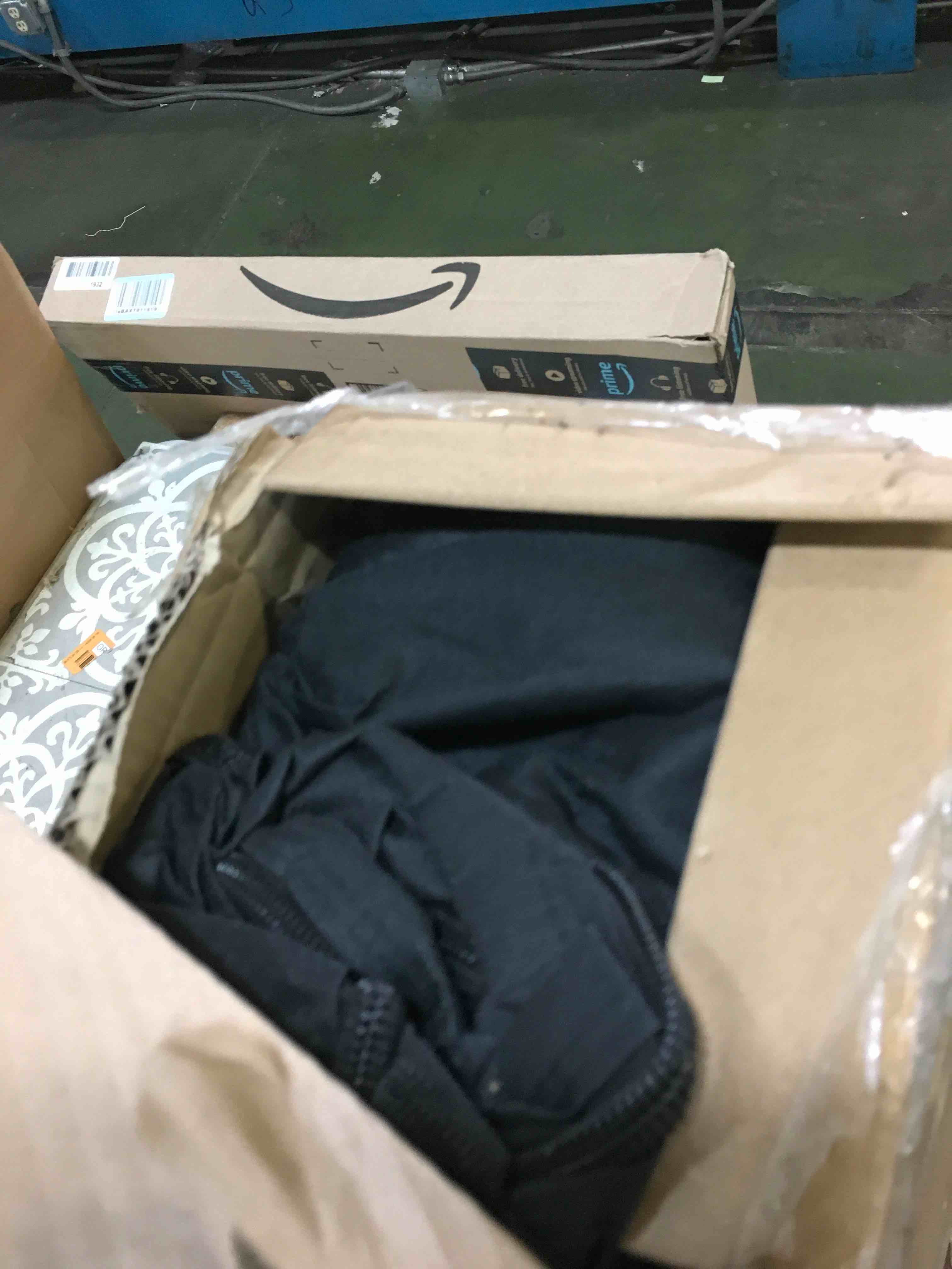 https://s3.amazonaws.com/lotting-images-prod/bidfta/ORG4760614_1689875273975.jpeg