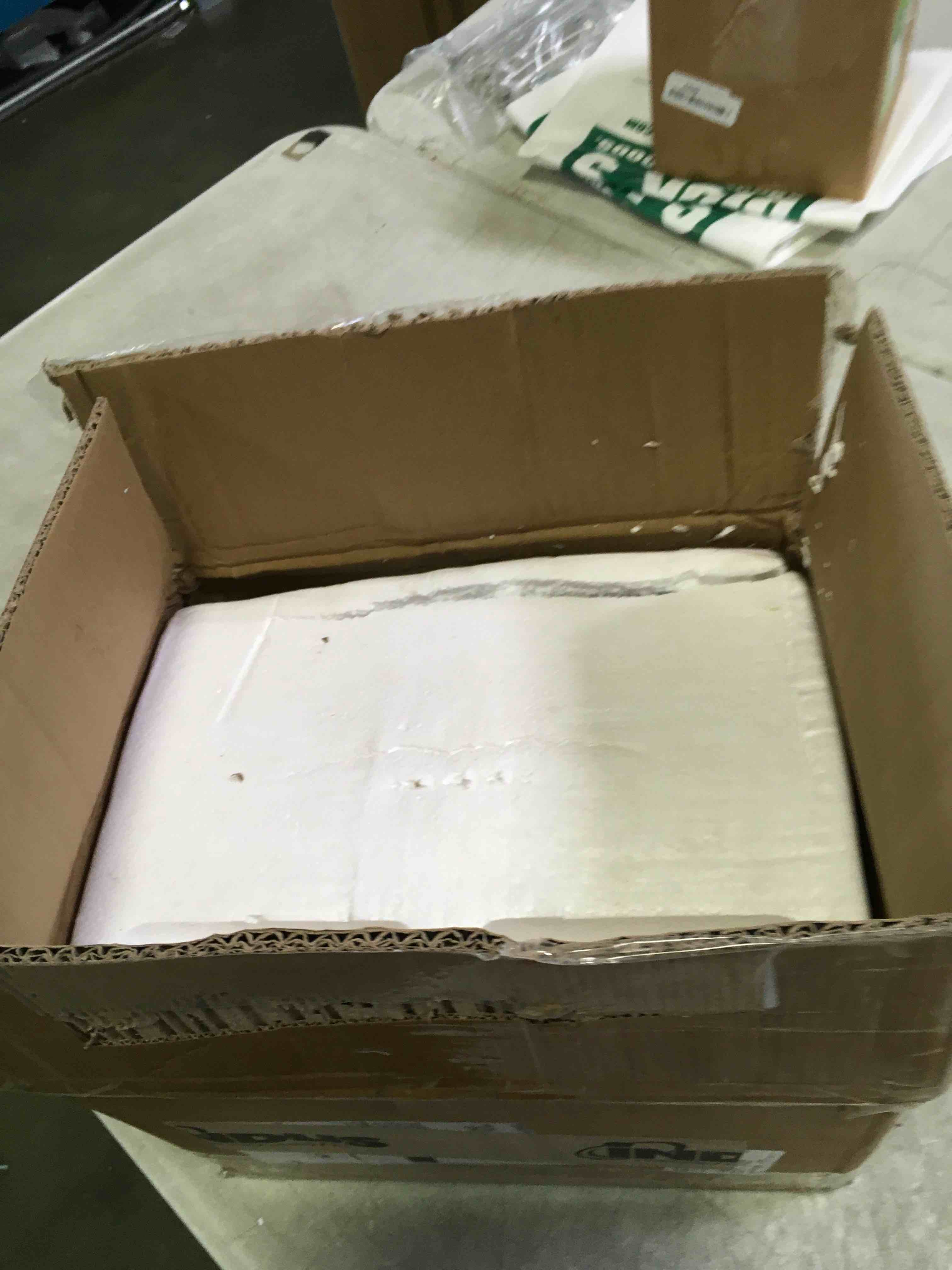 https://s3.amazonaws.com/lotting-images-prod/bidfta/ORG4761016_1690211692531.jpeg