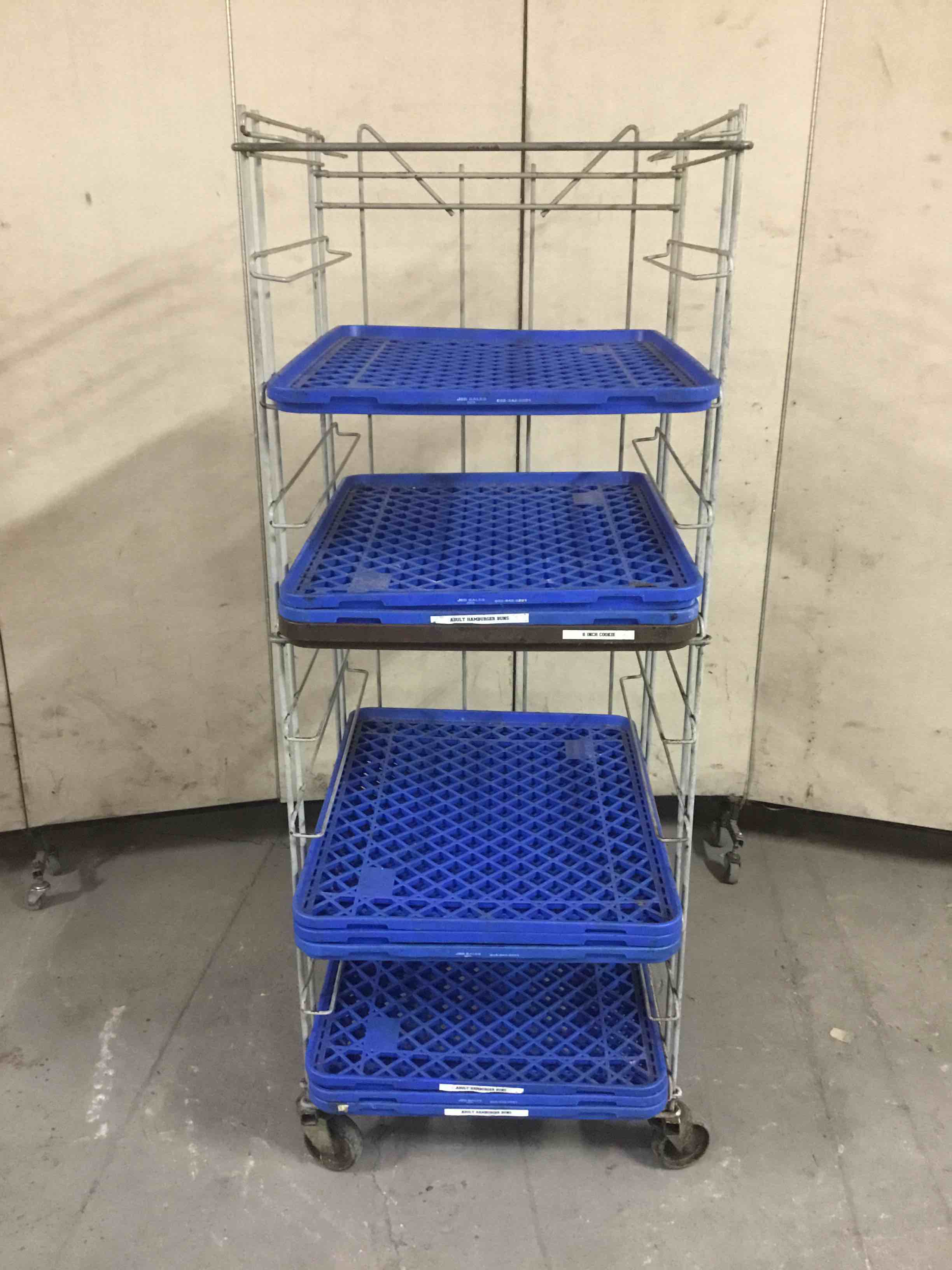 10 TIER WIRE TRAY RACK ON CASTERS
