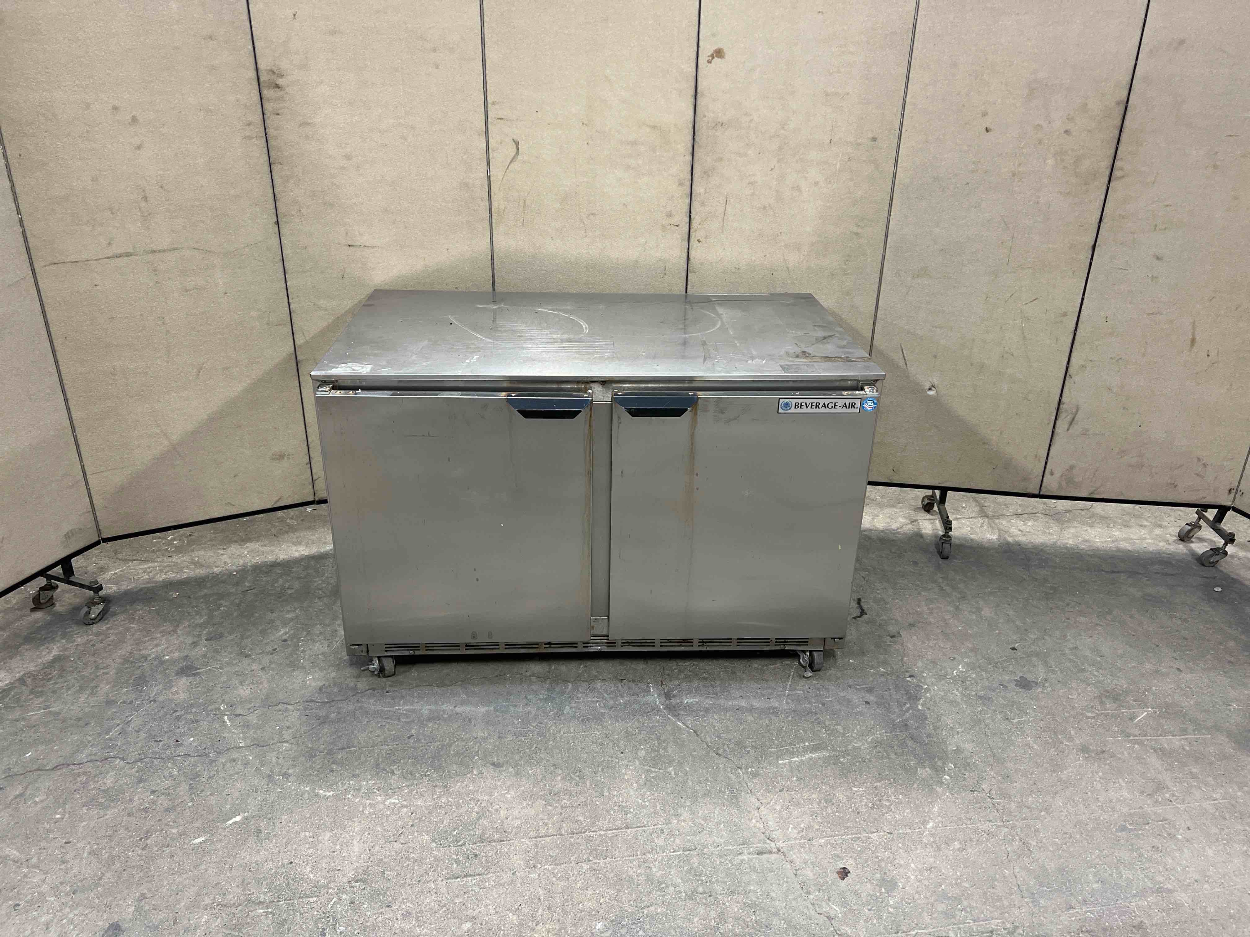 BEVERAGE AIR 48 INCH UNDER COUNTER REFRIGERATOR ON CASTERS 