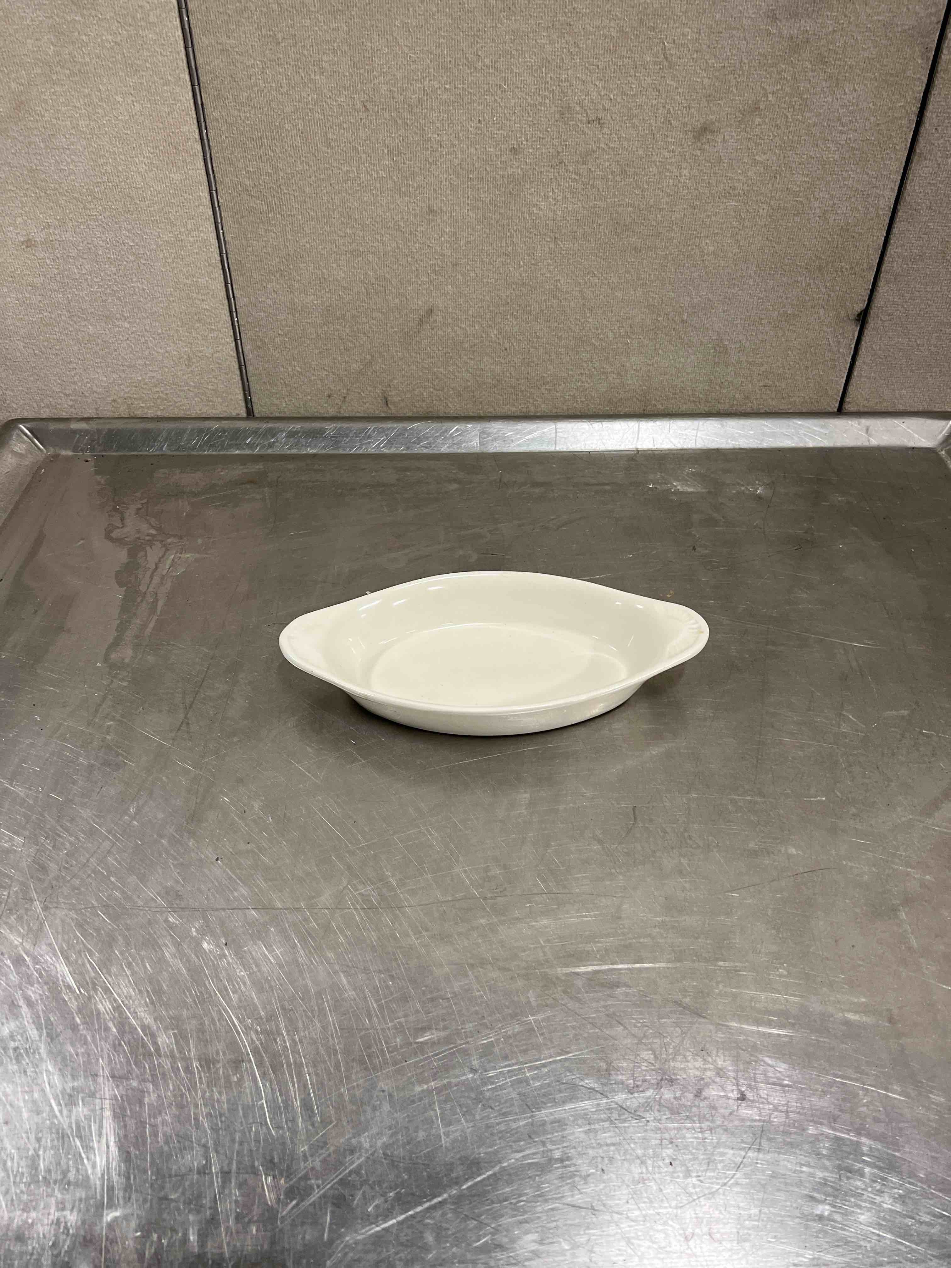 CRESTWARE CHINA PASTA DISH