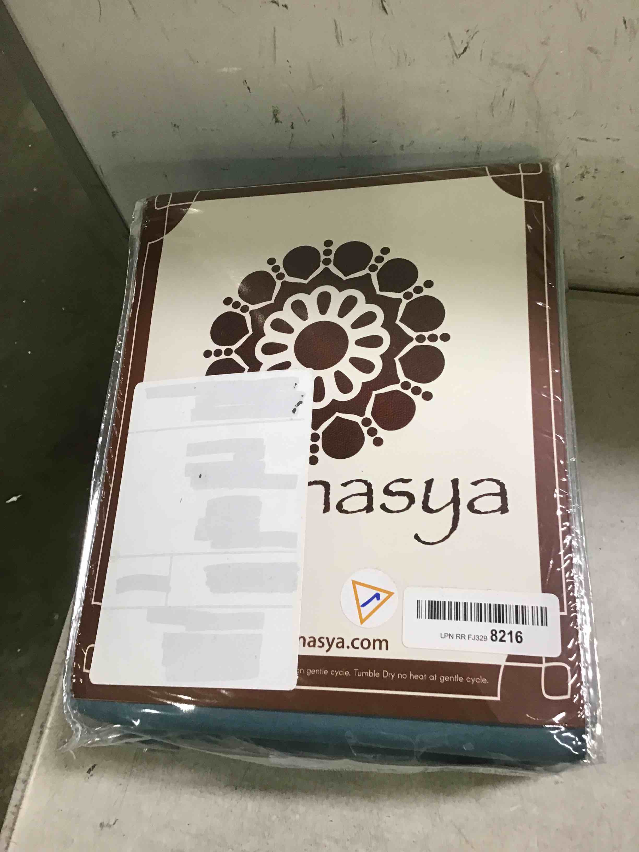 https://s3.amazonaws.com/lotting-images-prod/bidfta/ORG4786610_1683312659706.jpeg