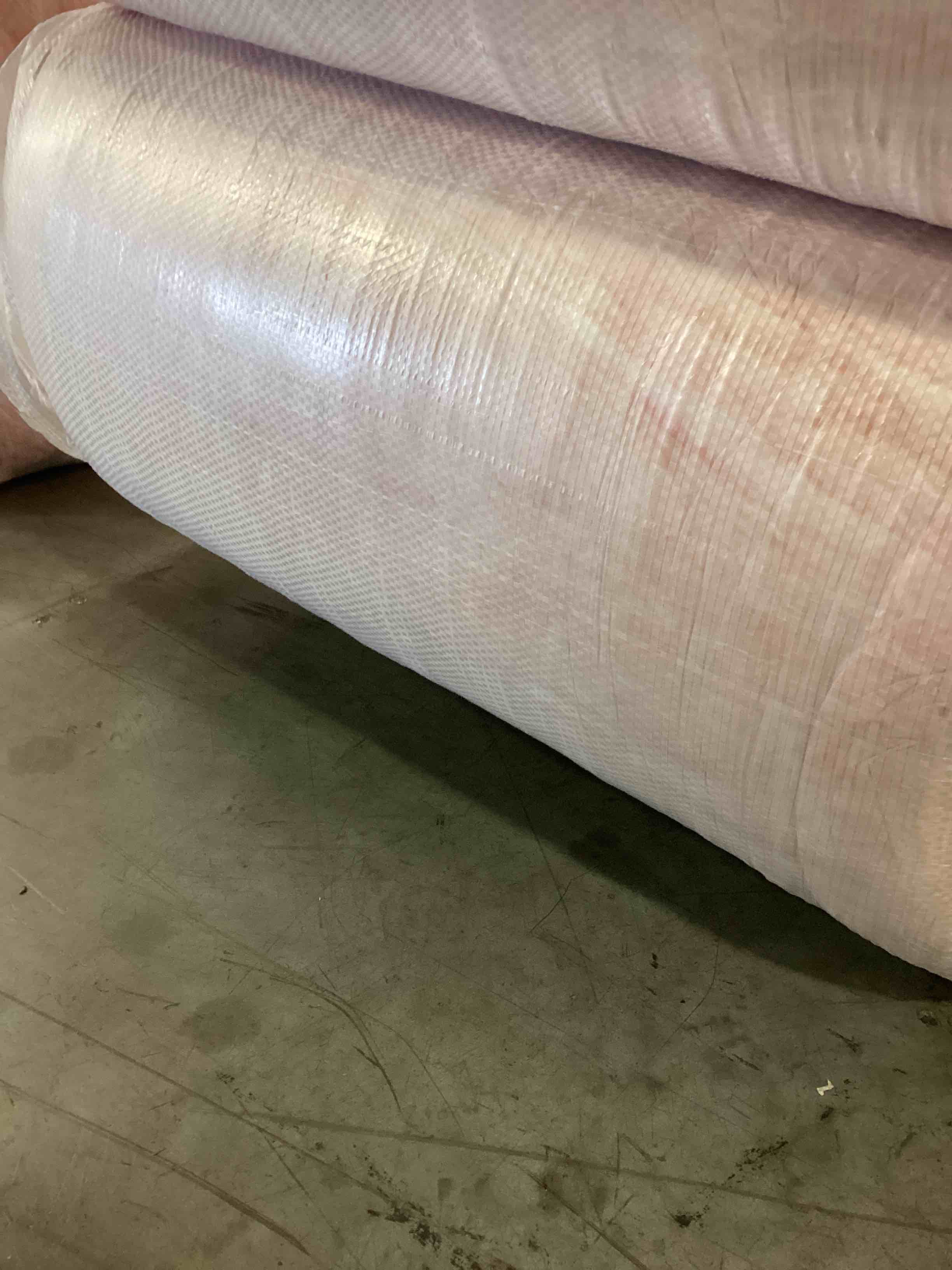 4 batts of R38 insulation 