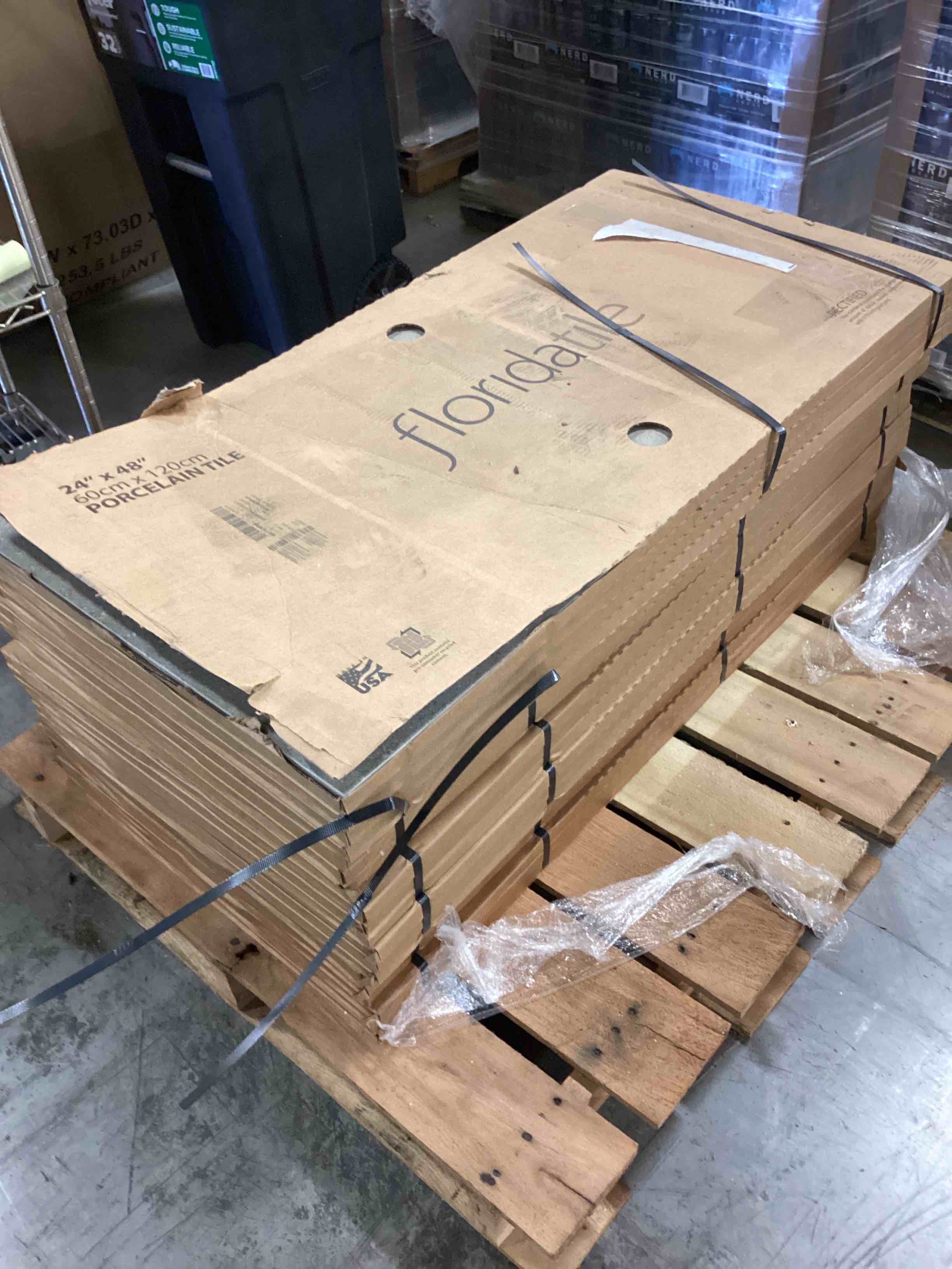 https://s3.amazonaws.com/lotting-images-prod/bidfta/ORG4816562_1687868964518.jpeg