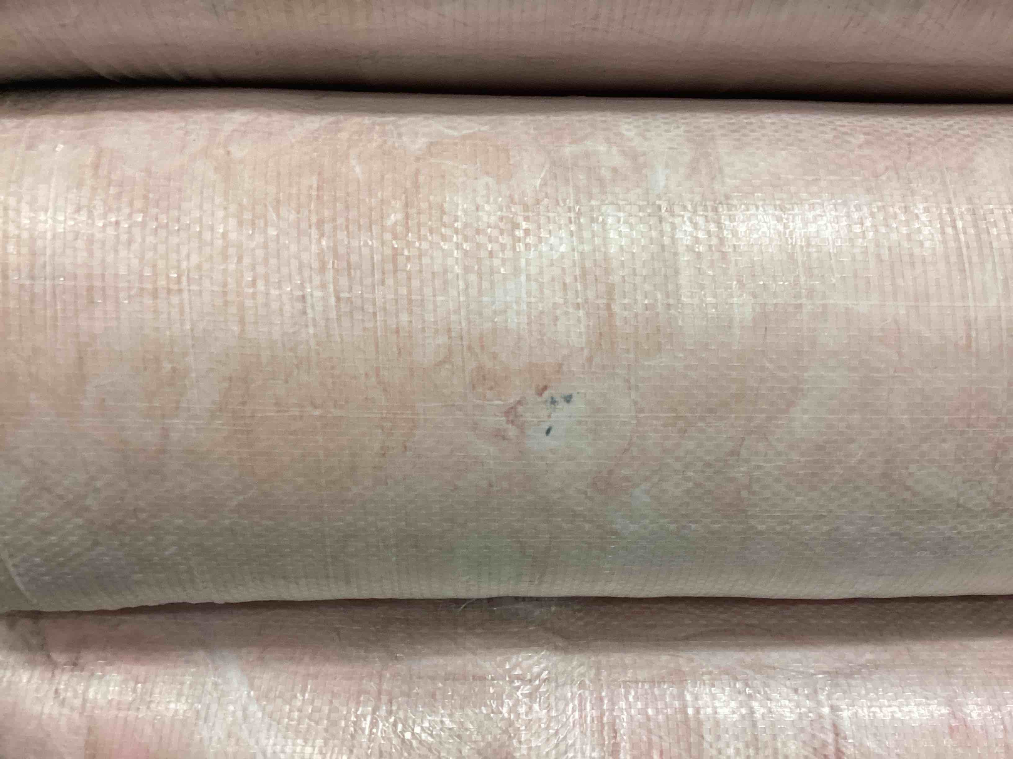 5 batts of R19 insulation 