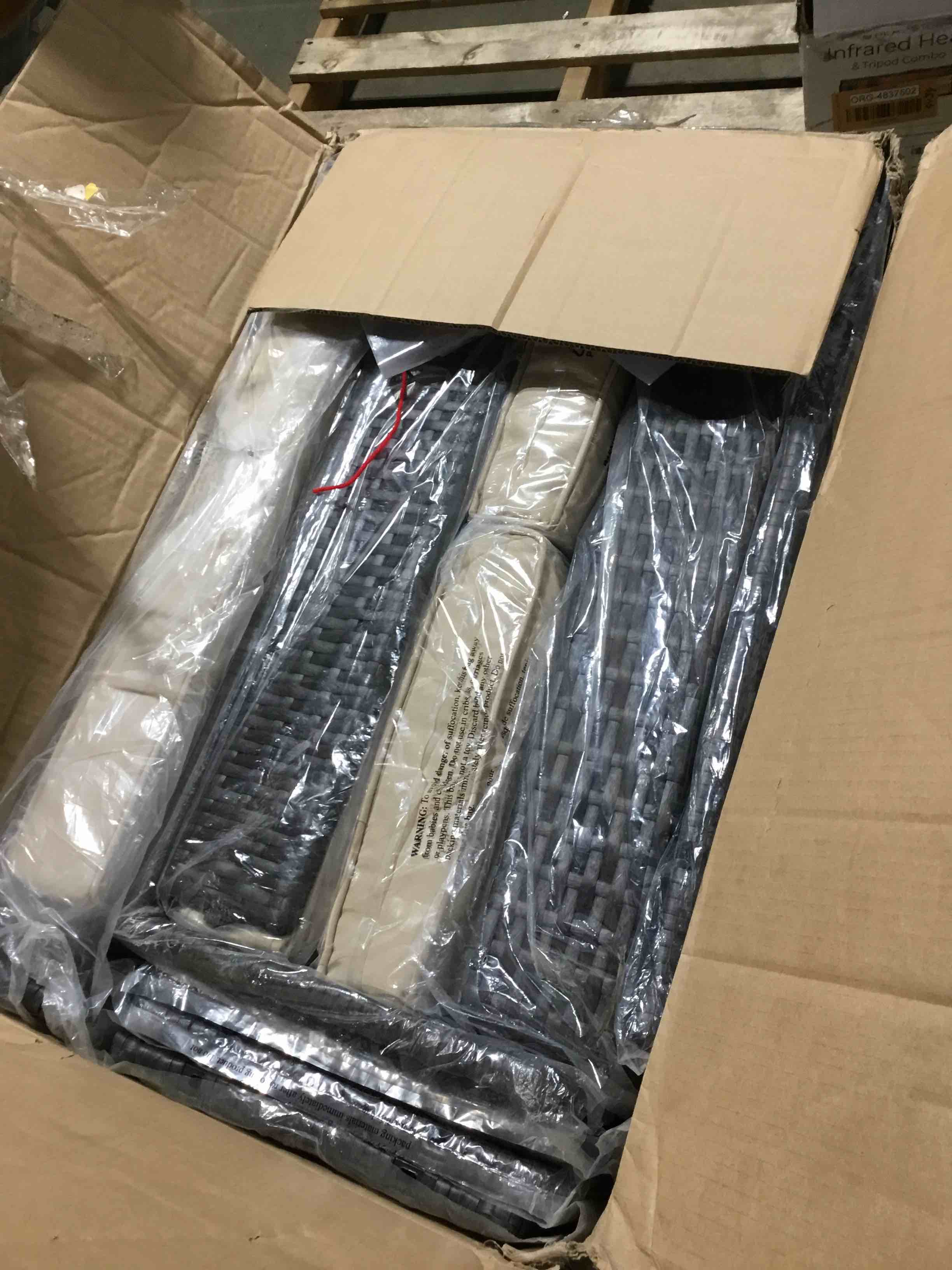 https://s3.amazonaws.com/lotting-images-prod/bidfta/ORG4837503_1691767198298.jpeg