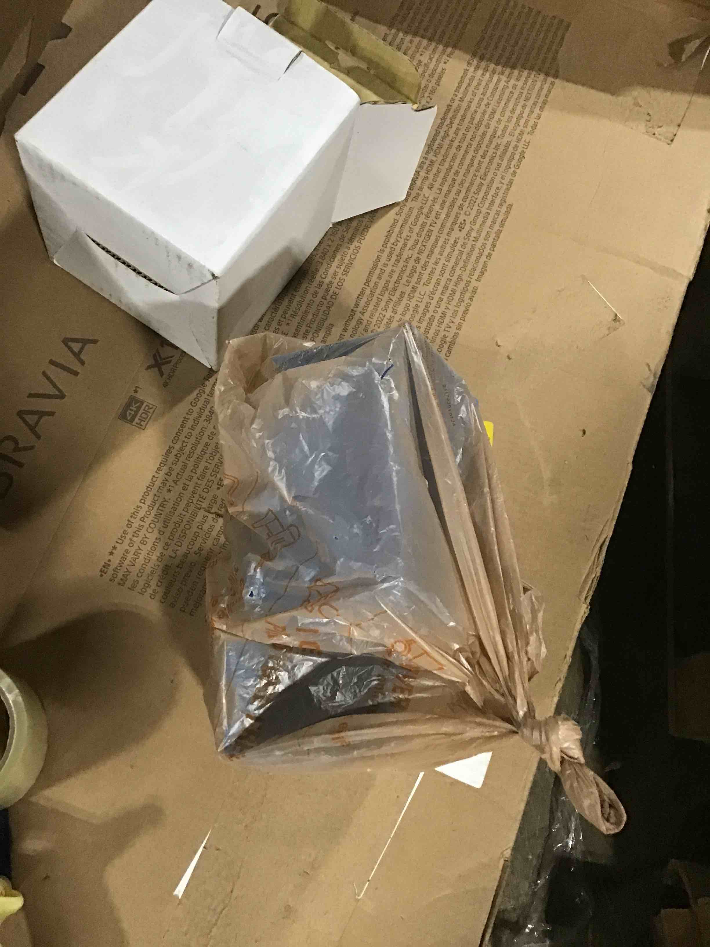 https://s3.amazonaws.com/lotting-images-prod/bidfta/ORG4837592_1692034194533.jpeg