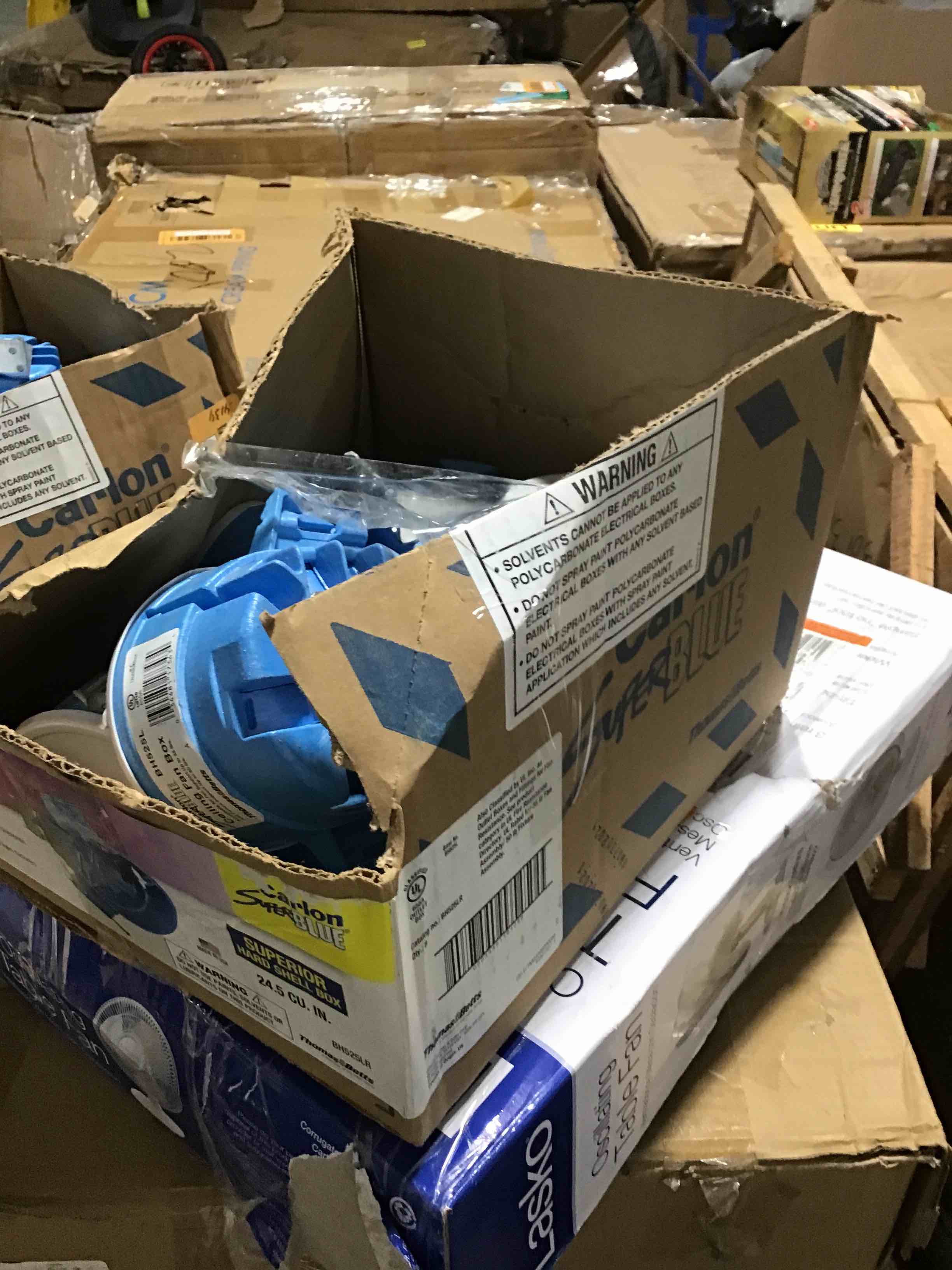 https://s3.amazonaws.com/lotting-images-prod/bidfta/ORG4837611_1692037432588.jpeg