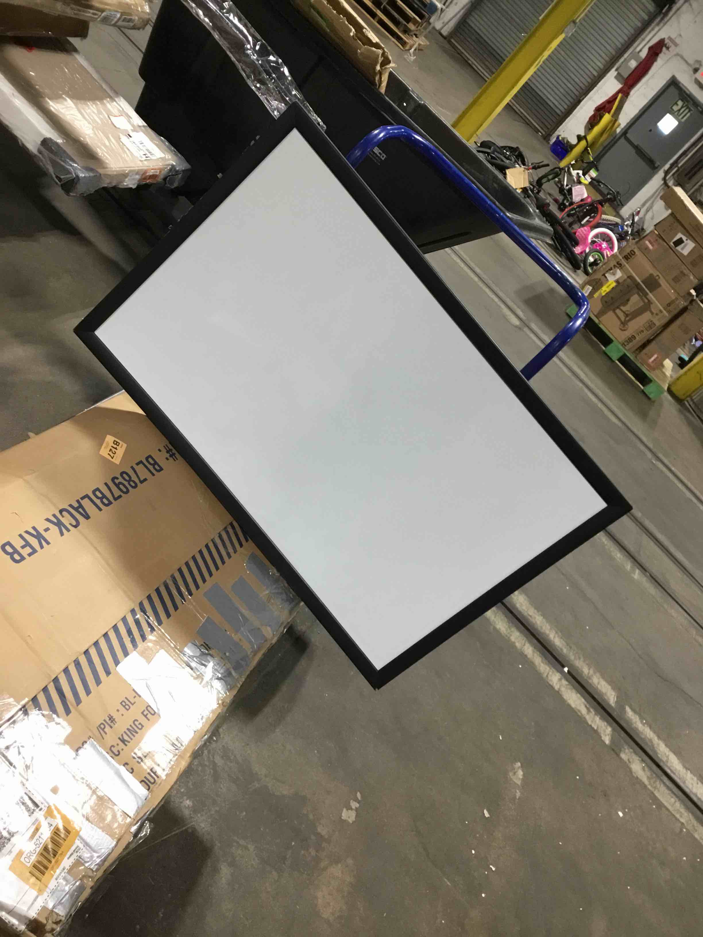 https://s3.amazonaws.com/lotting-images-prod/bidfta/ORG4837904_1694702021029.jpeg