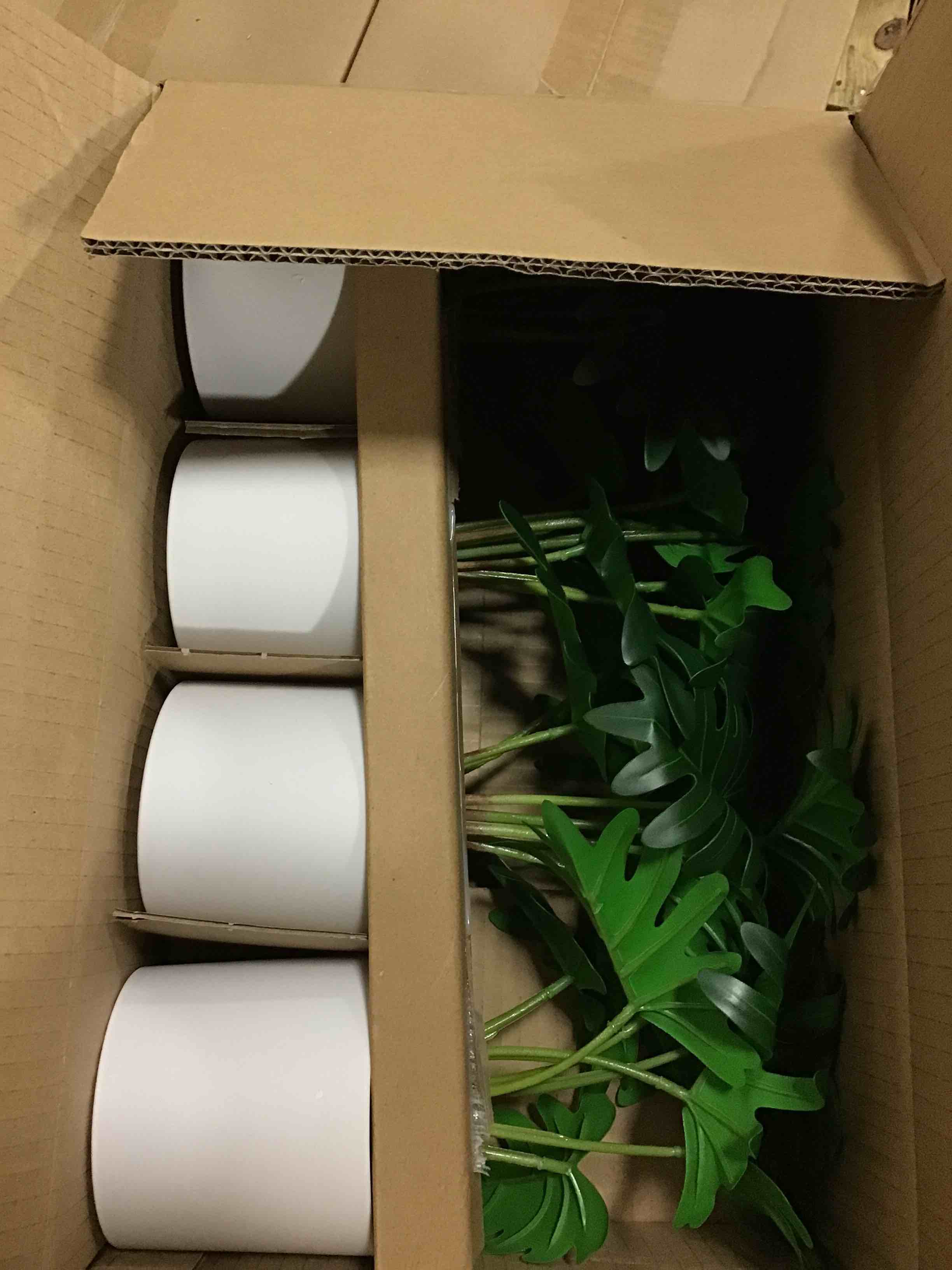 https://s3.amazonaws.com/lotting-images-prod/bidfta/ORG4843828_1686660377299.jpeg