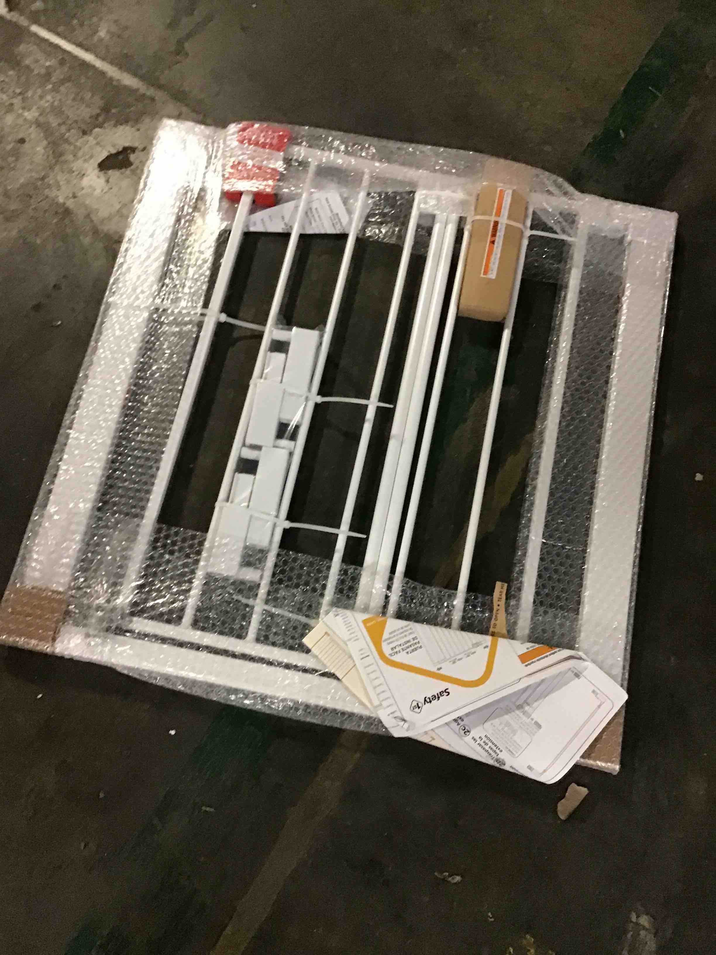https://s3.amazonaws.com/lotting-images-prod/bidfta/ORG4845721_1694192744678.jpeg