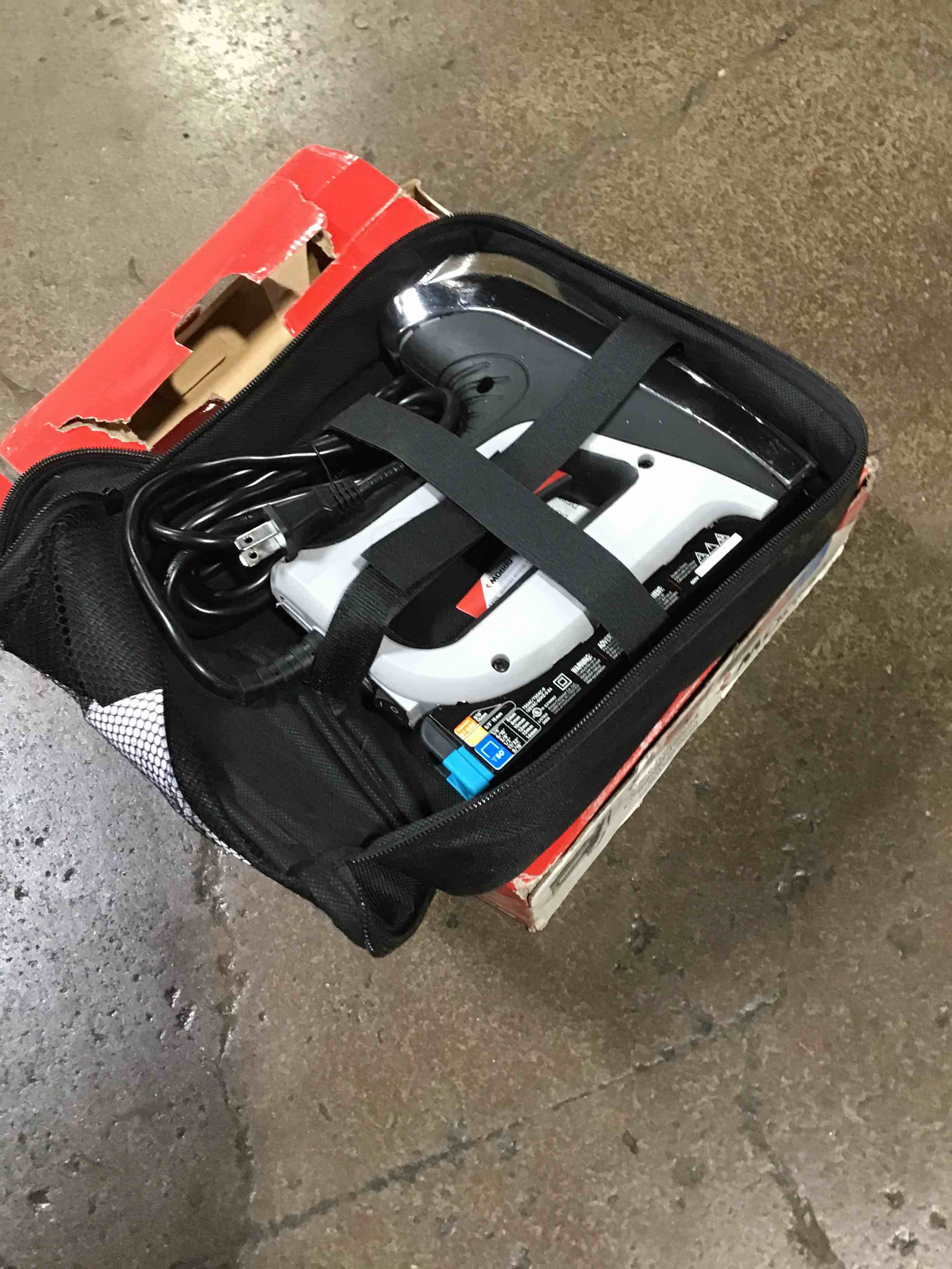 https://s3.amazonaws.com/lotting-images-prod/bidfta/ORG4867754_1685979666174.jpeg