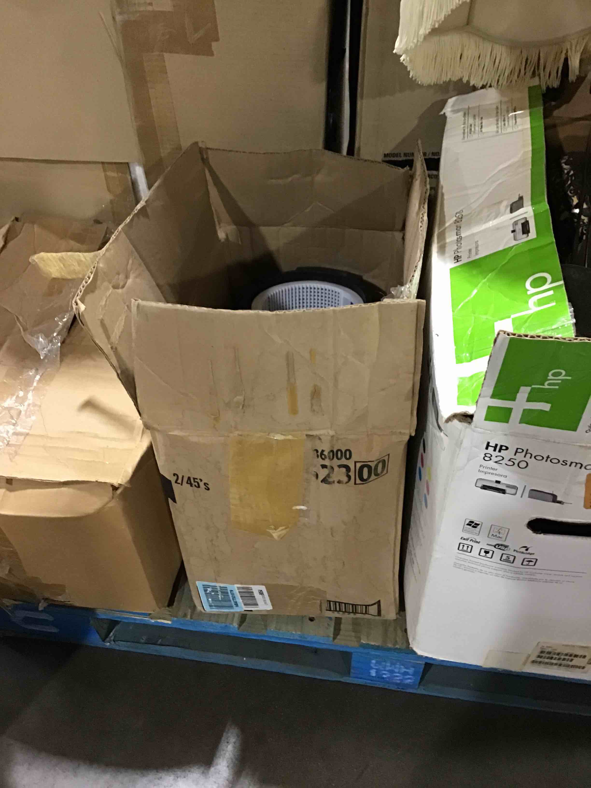 https://s3.amazonaws.com/lotting-images-prod/bidfta/ORG4867886_1686237828601.jpeg