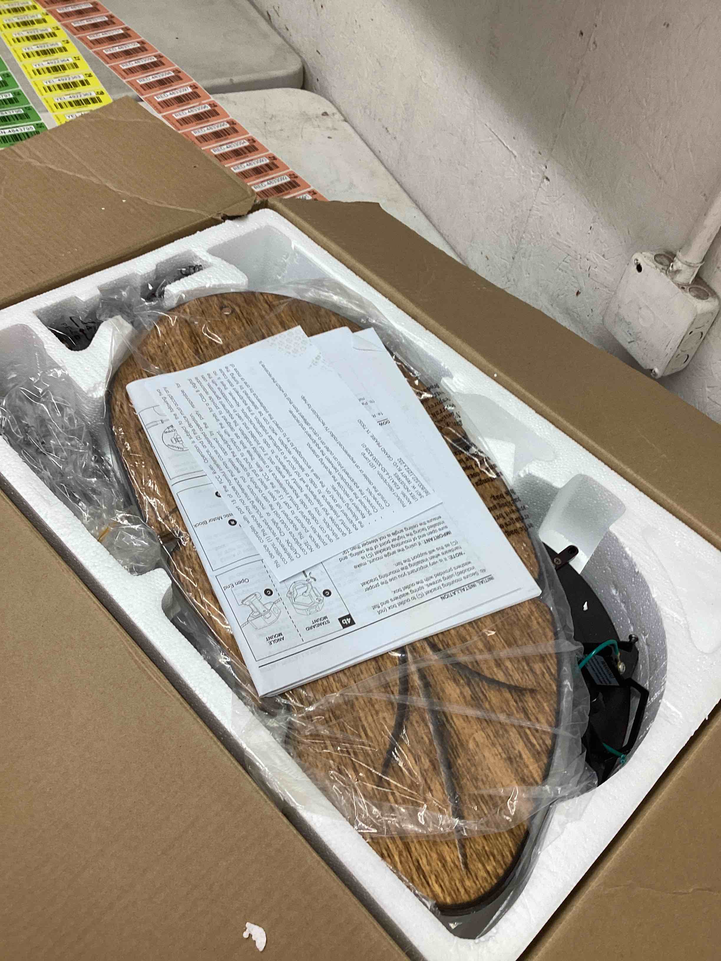 https://s3.amazonaws.com/lotting-images-prod/bidfta/ORG4902636_1692308088020.jpeg