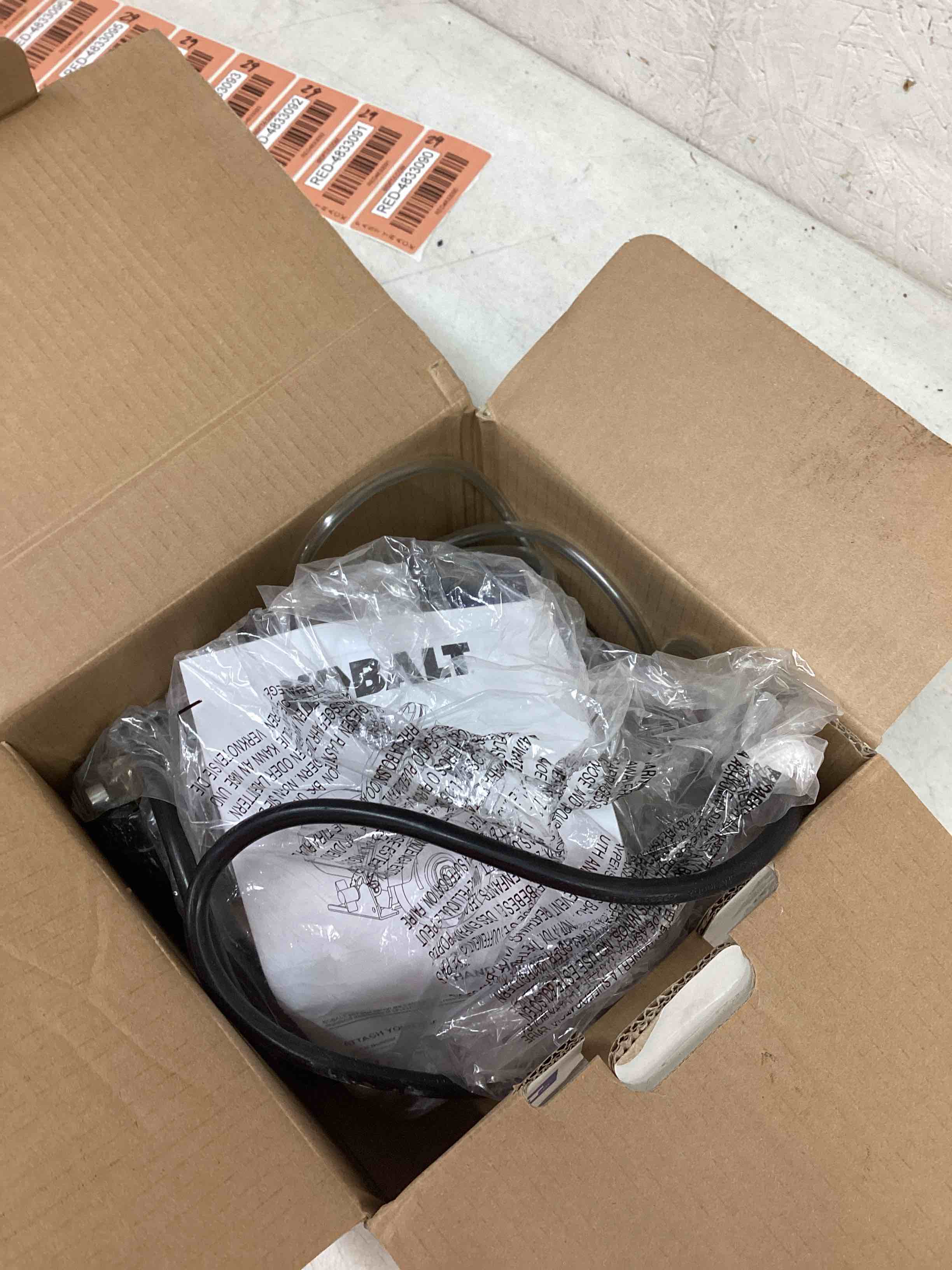 https://s3.amazonaws.com/lotting-images-prod/bidfta/ORG4902642_1692309130427.jpeg
