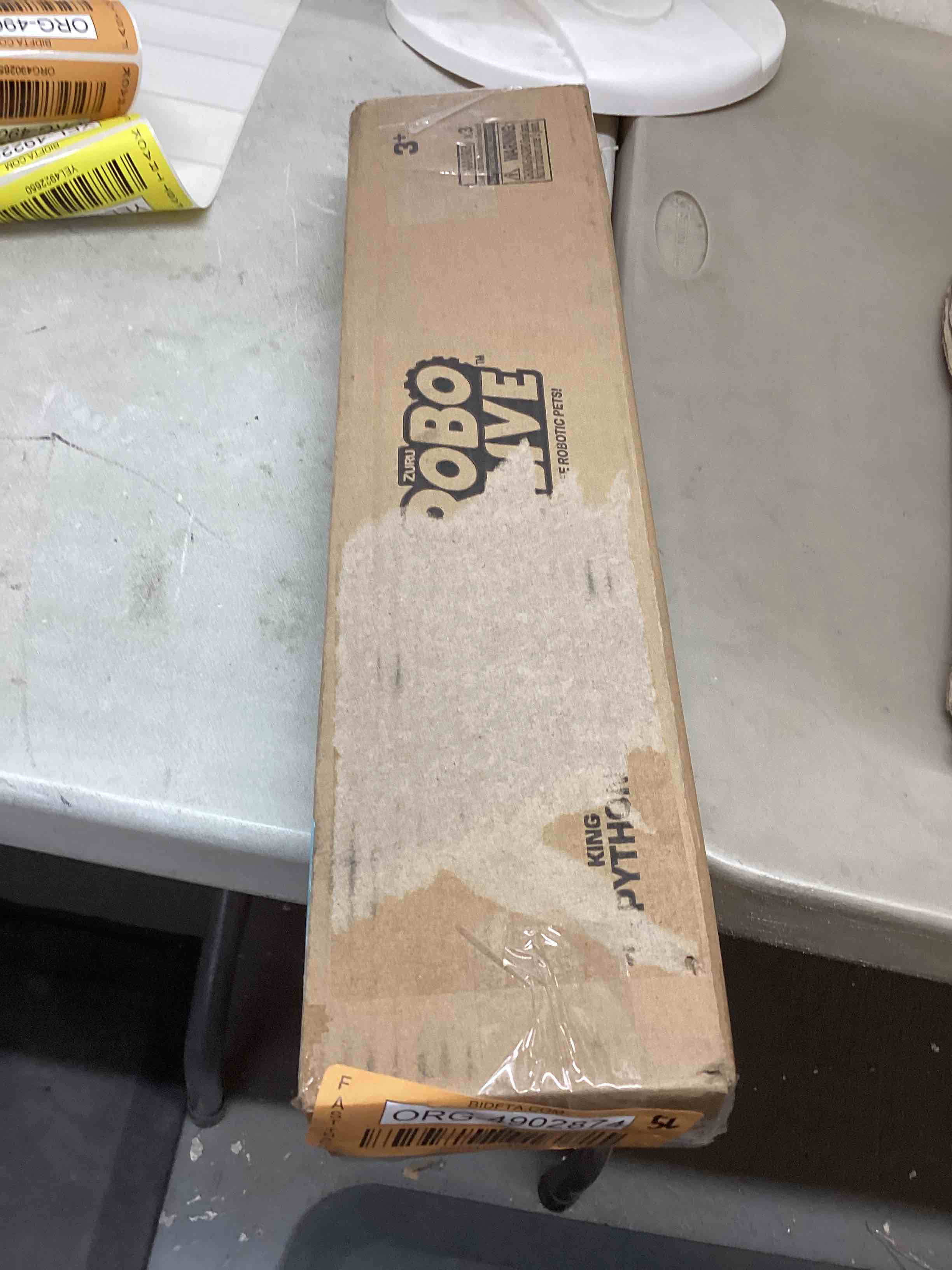 https://s3.amazonaws.com/lotting-images-prod/bidfta/ORG4902874_1693674770355.jpeg