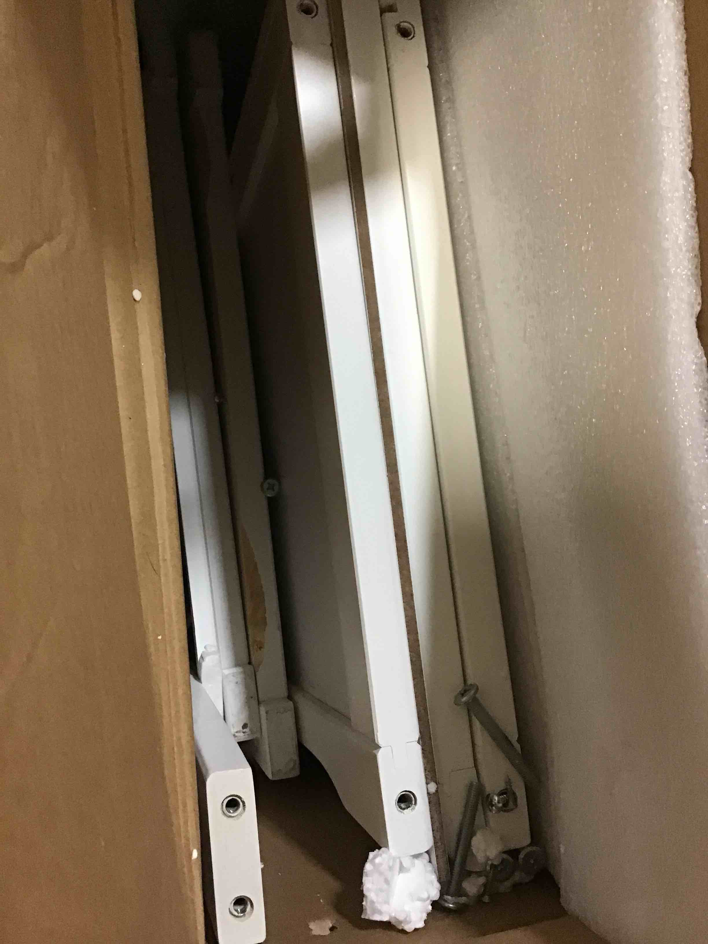 https://s3.amazonaws.com/lotting-images-prod/bidfta/ORG4905782_1694431333428.jpeg
