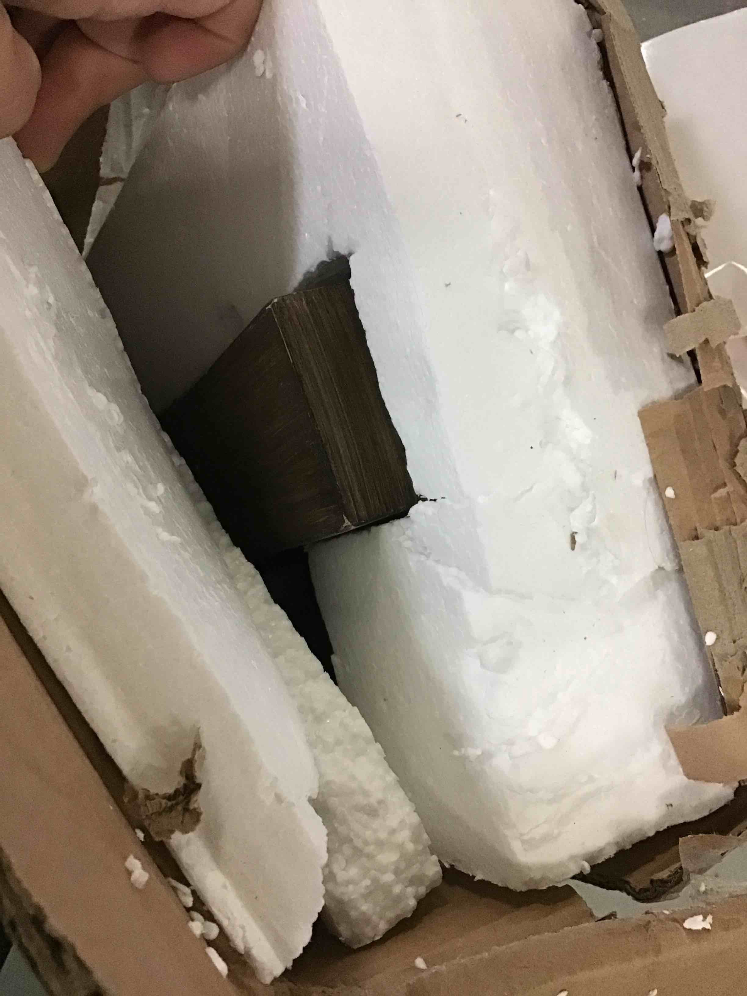 https://s3.amazonaws.com/lotting-images-prod/bidfta/ORG4905790_1694432303730.jpeg