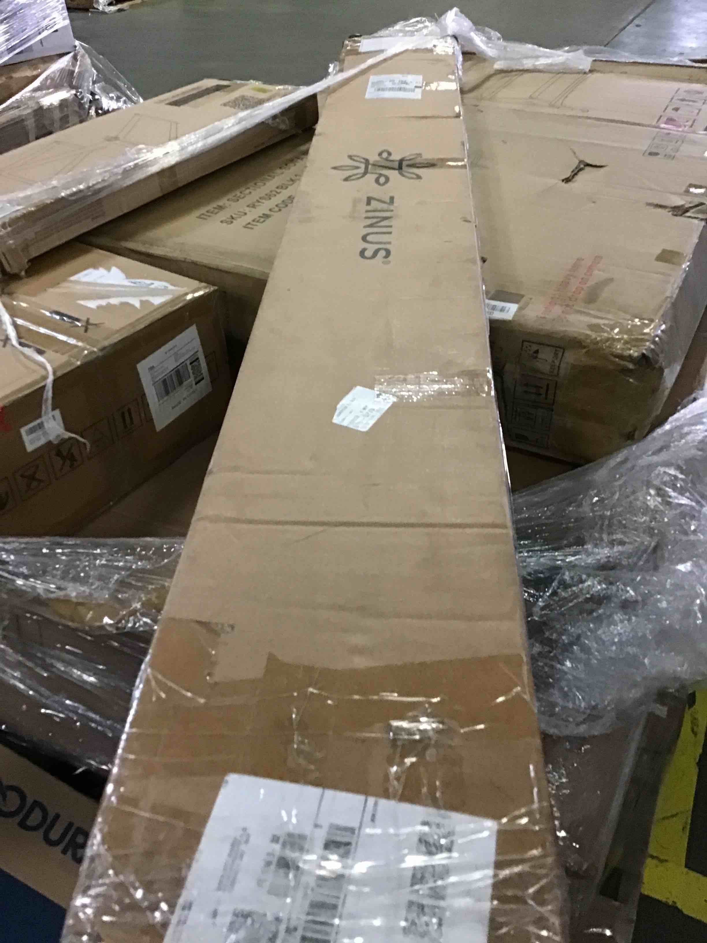 https://s3.amazonaws.com/lotting-images-prod/bidfta/ORG4906095_1694532619620.jpeg