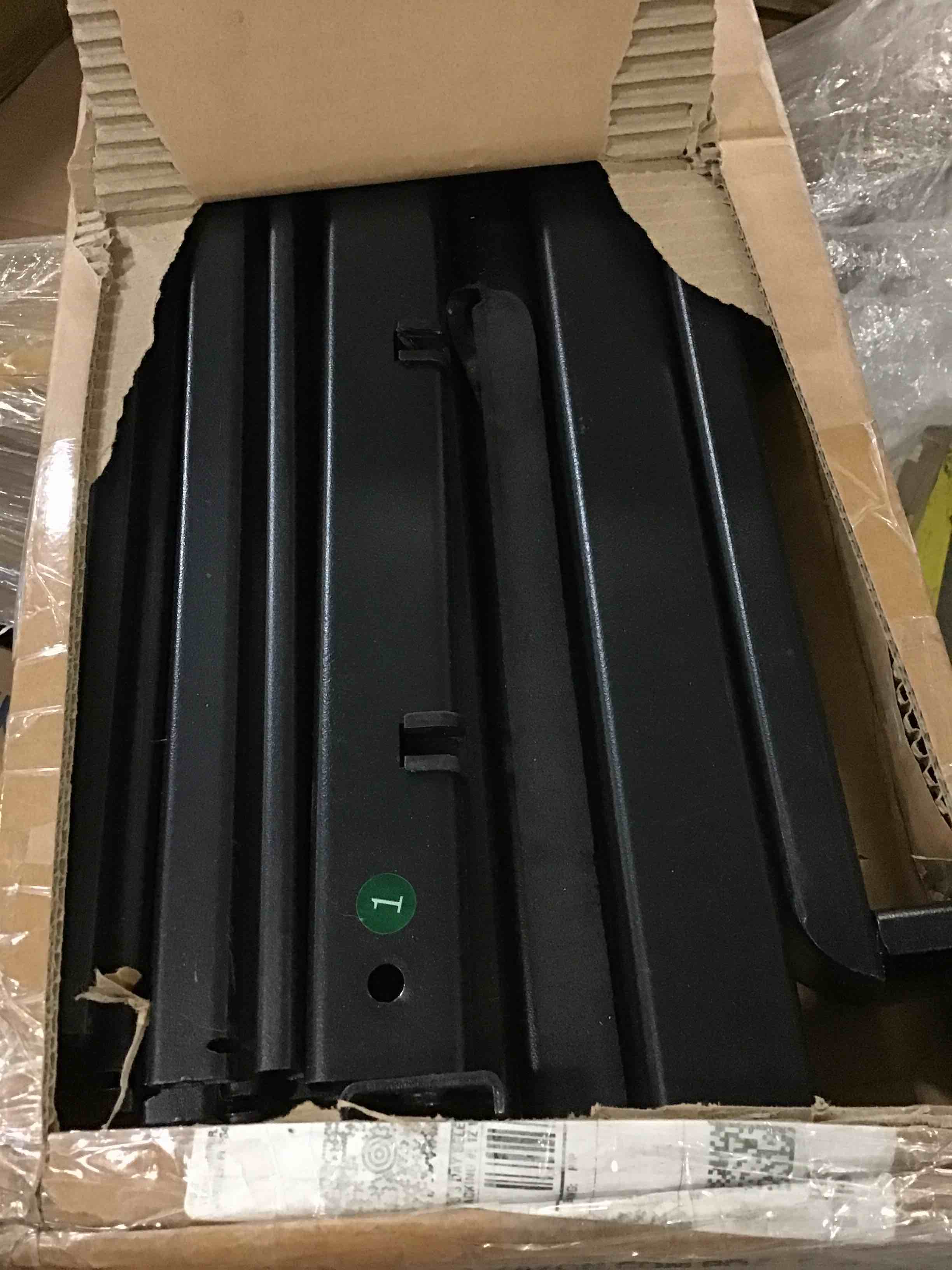 https://s3.amazonaws.com/lotting-images-prod/bidfta/ORG4906095_1694532654895.jpeg