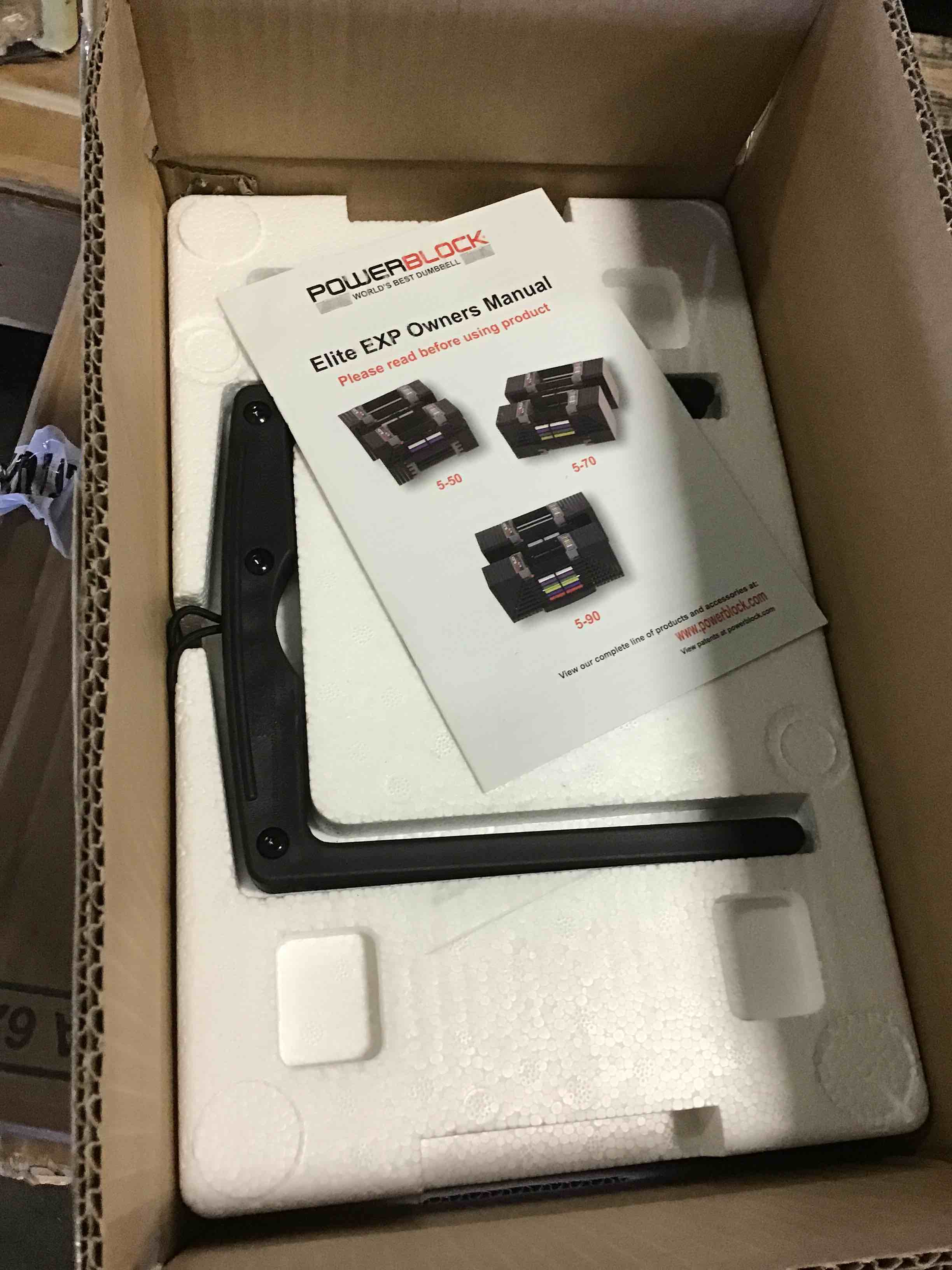 https://s3.amazonaws.com/lotting-images-prod/bidfta/ORG4906783_1694801520135.jpeg