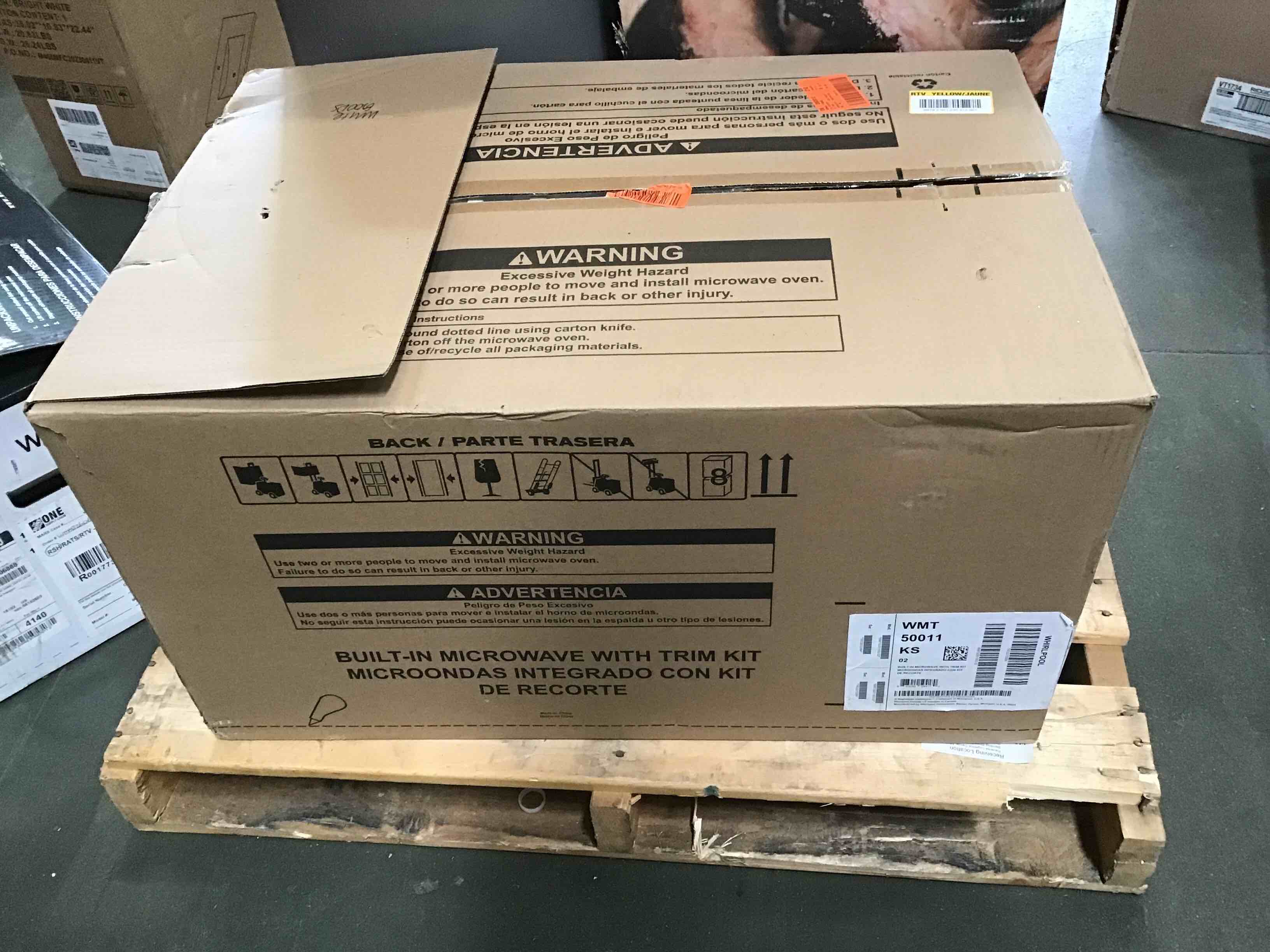 https://s3.amazonaws.com/lotting-images-prod/bidfta/ORG4907658_1694708614544.jpeg