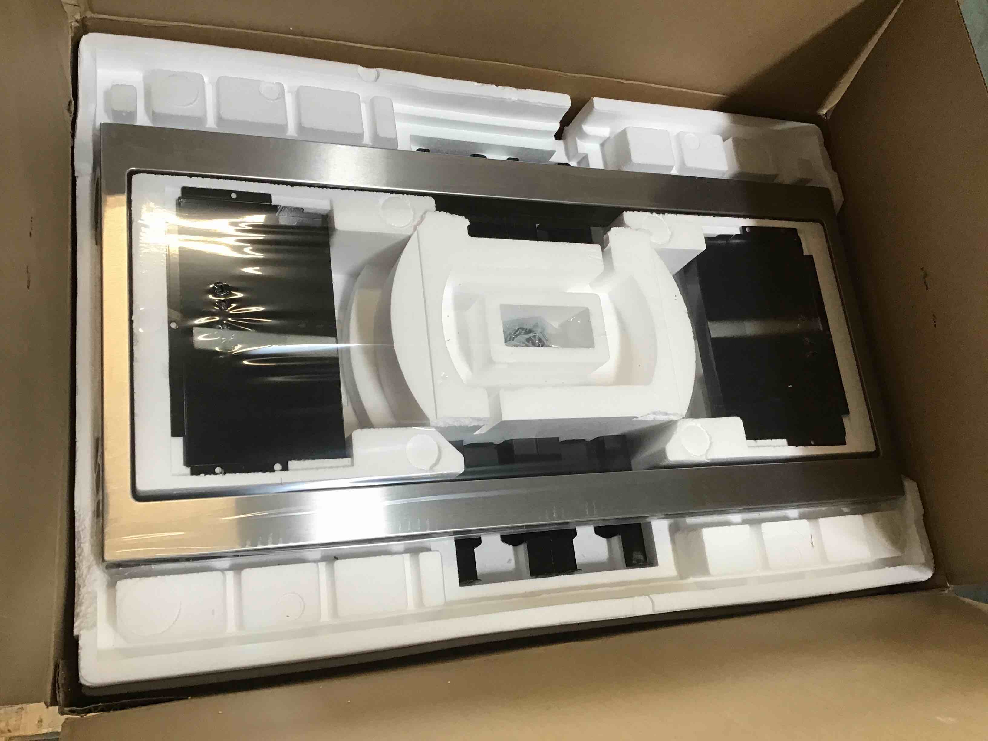 https://s3.amazonaws.com/lotting-images-prod/bidfta/ORG4907658_1694708635257.jpeg