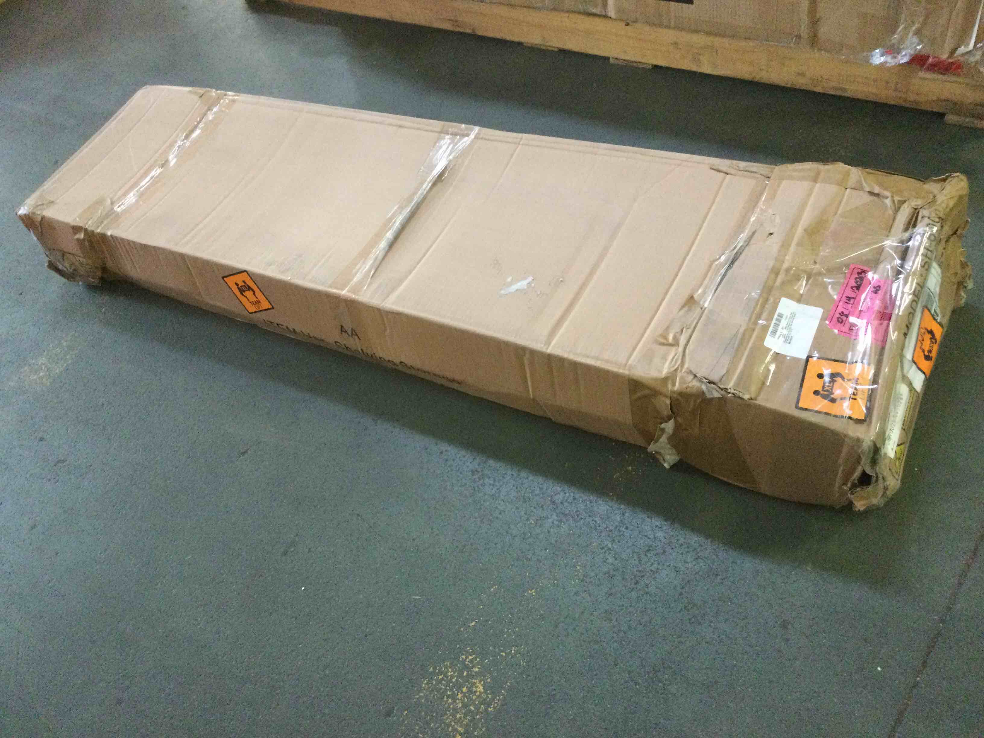 https://s3.amazonaws.com/lotting-images-prod/bidfta/ORG4908066_1694868455143.jpeg