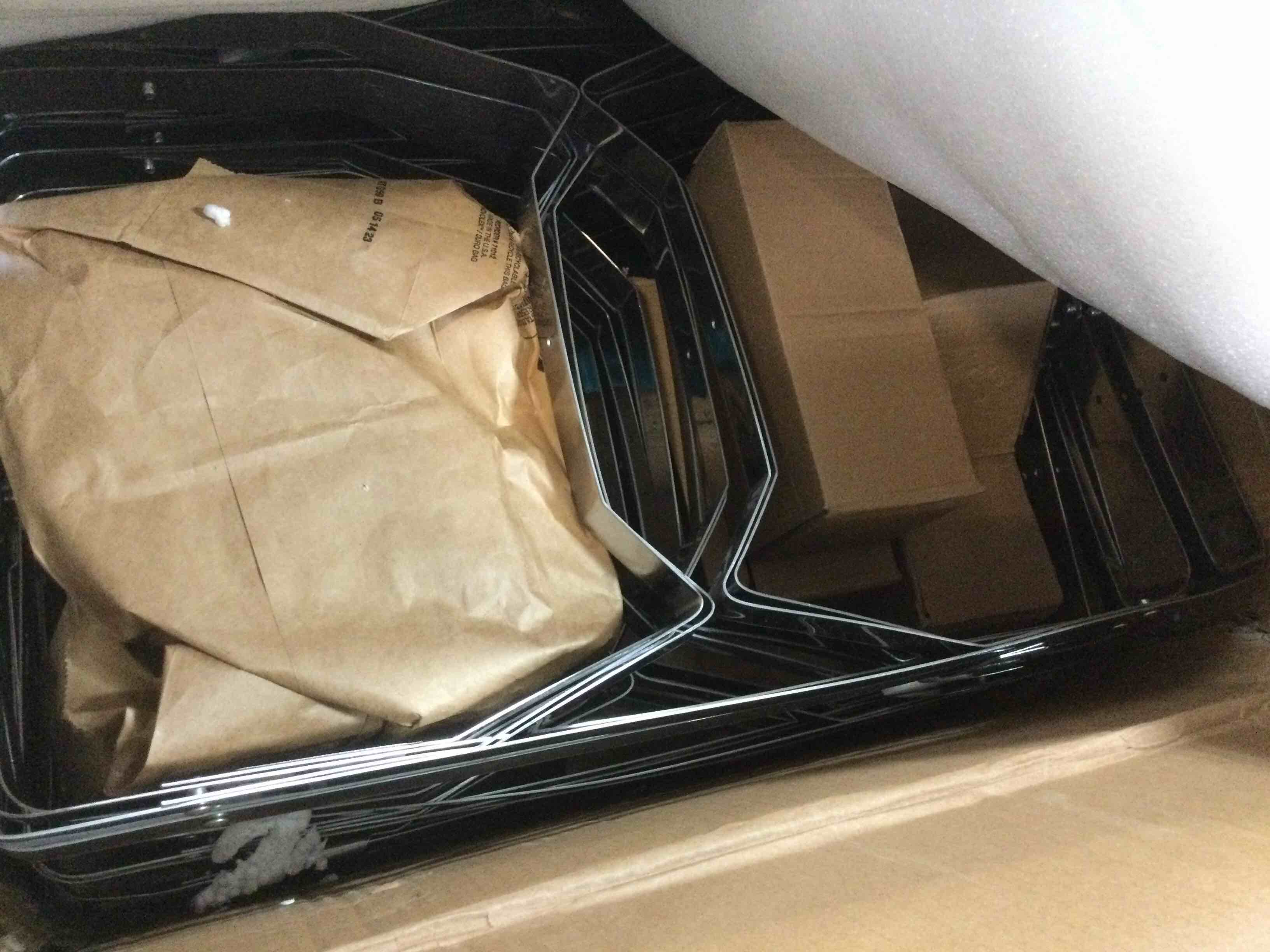 https://s3.amazonaws.com/lotting-images-prod/bidfta/ORG4909114_1695241016618.jpeg