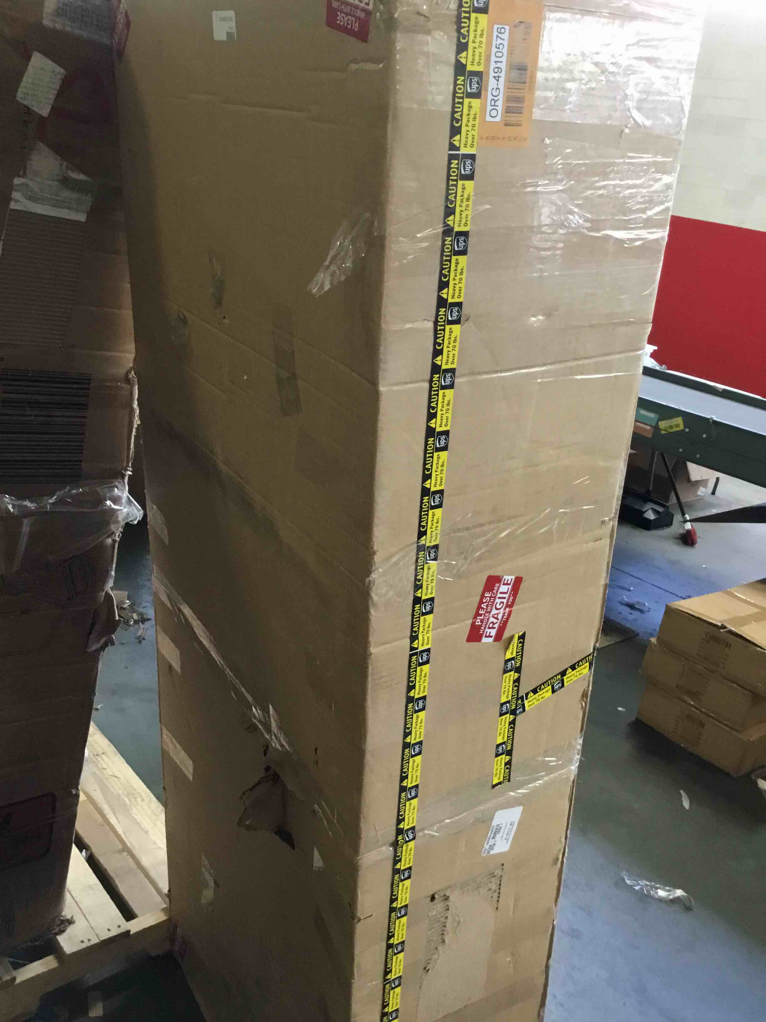 https://s3.amazonaws.com/lotting-images-prod/bidfta/ORG4910576_1694631757414.jpeg
