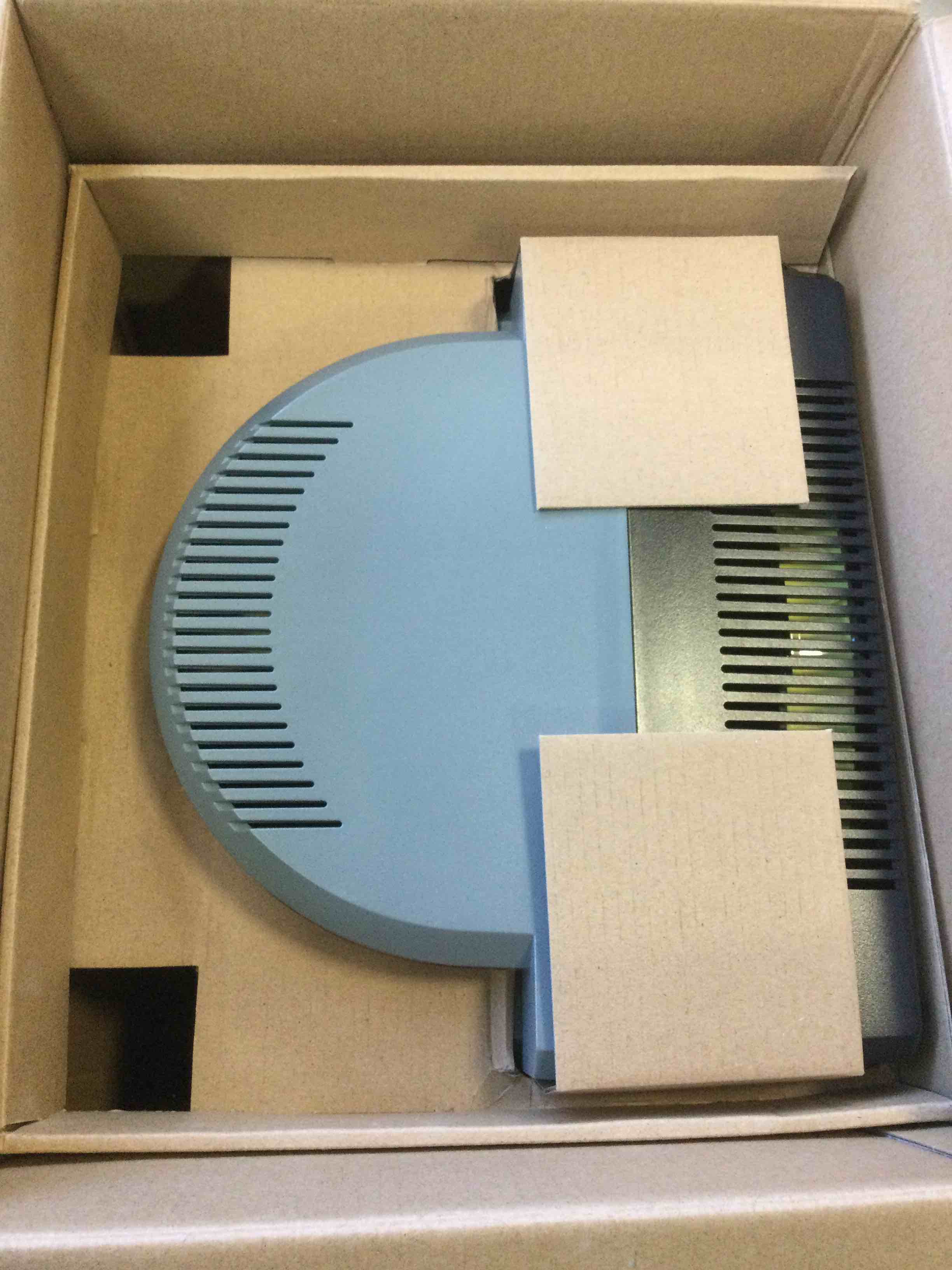 https://s3.amazonaws.com/lotting-images-prod/bidfta/ORG4912300_1694793200395.jpeg