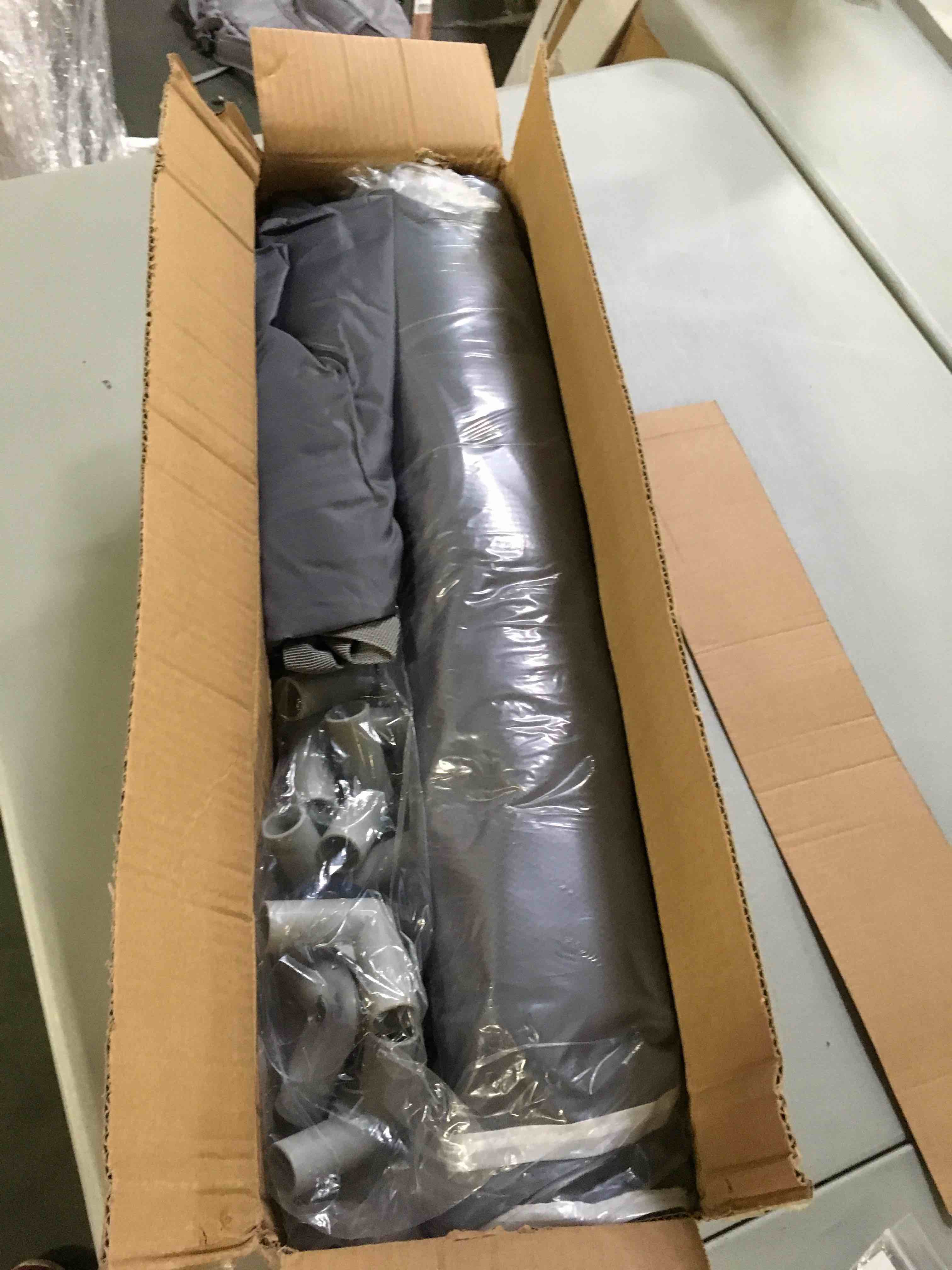 https://s3.amazonaws.com/lotting-images-prod/bidfta/ORG4913157_1694532598461.jpeg